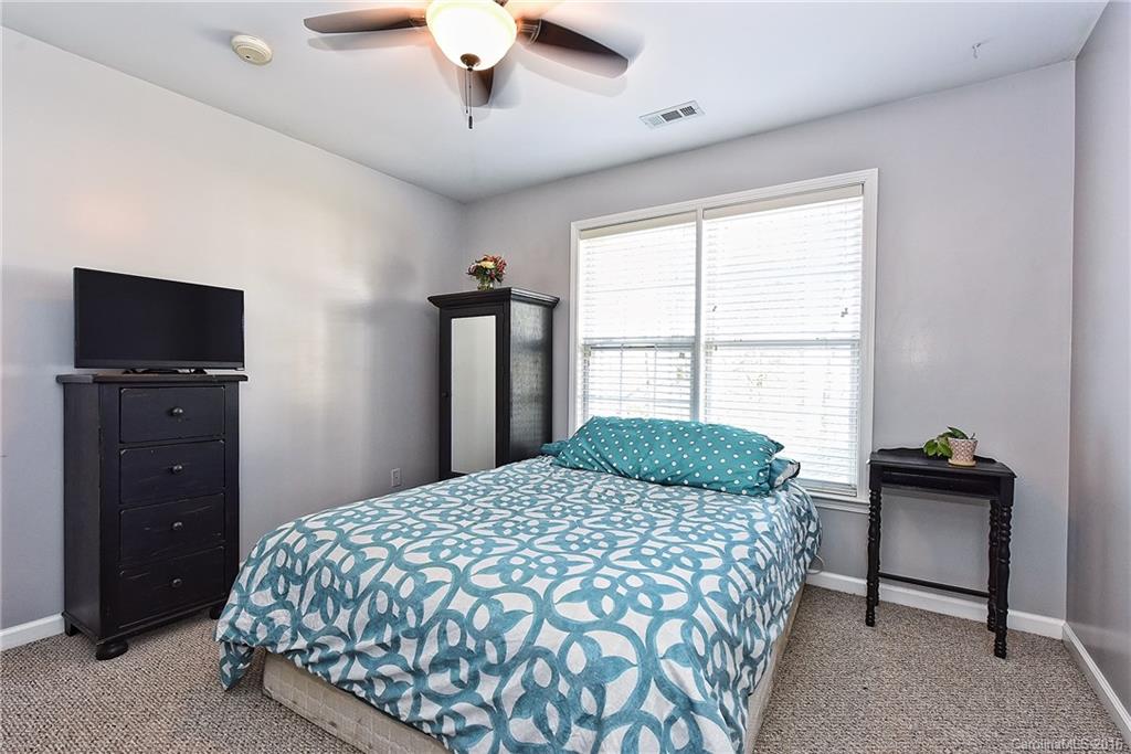 Hunter Oaks - Residential