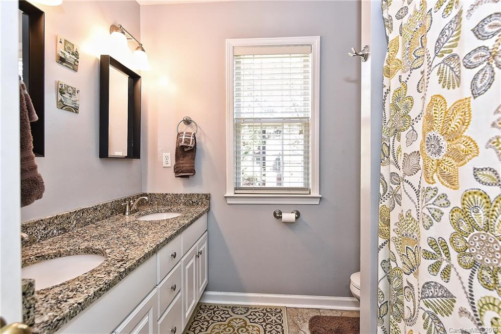 Hunter Oaks - Residential