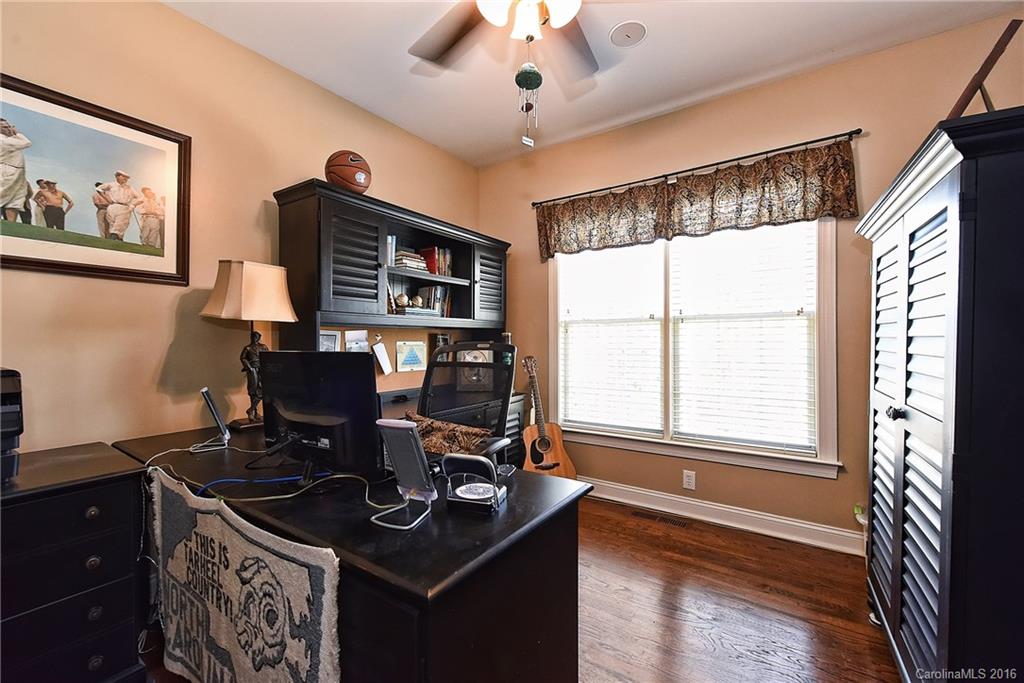 Hunter Oaks - Residential