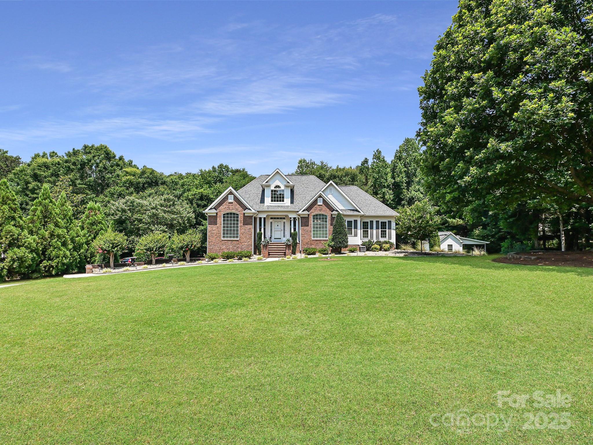 Wellgreen - Residential