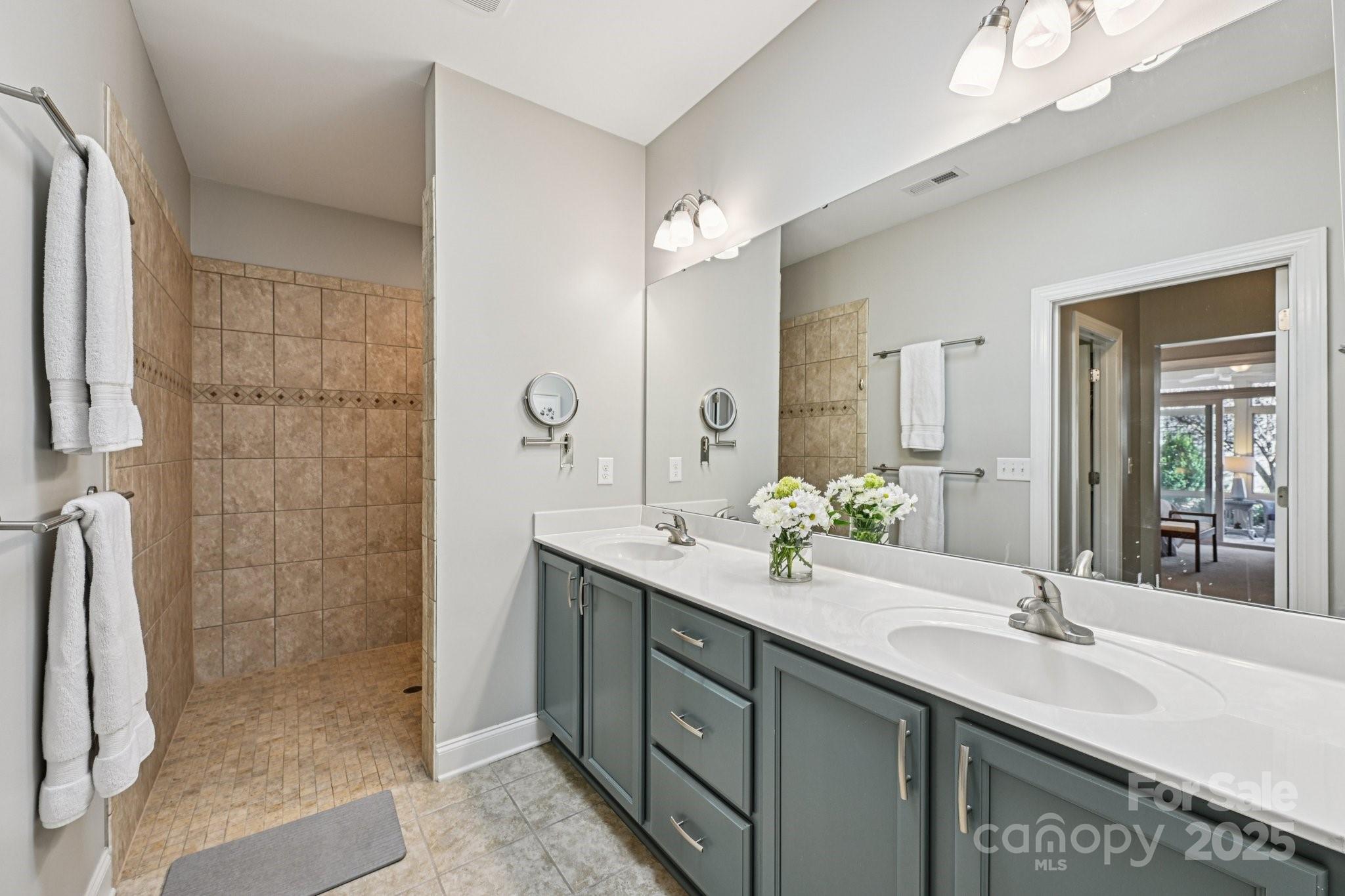 The Courtyards of Marvin - Residential