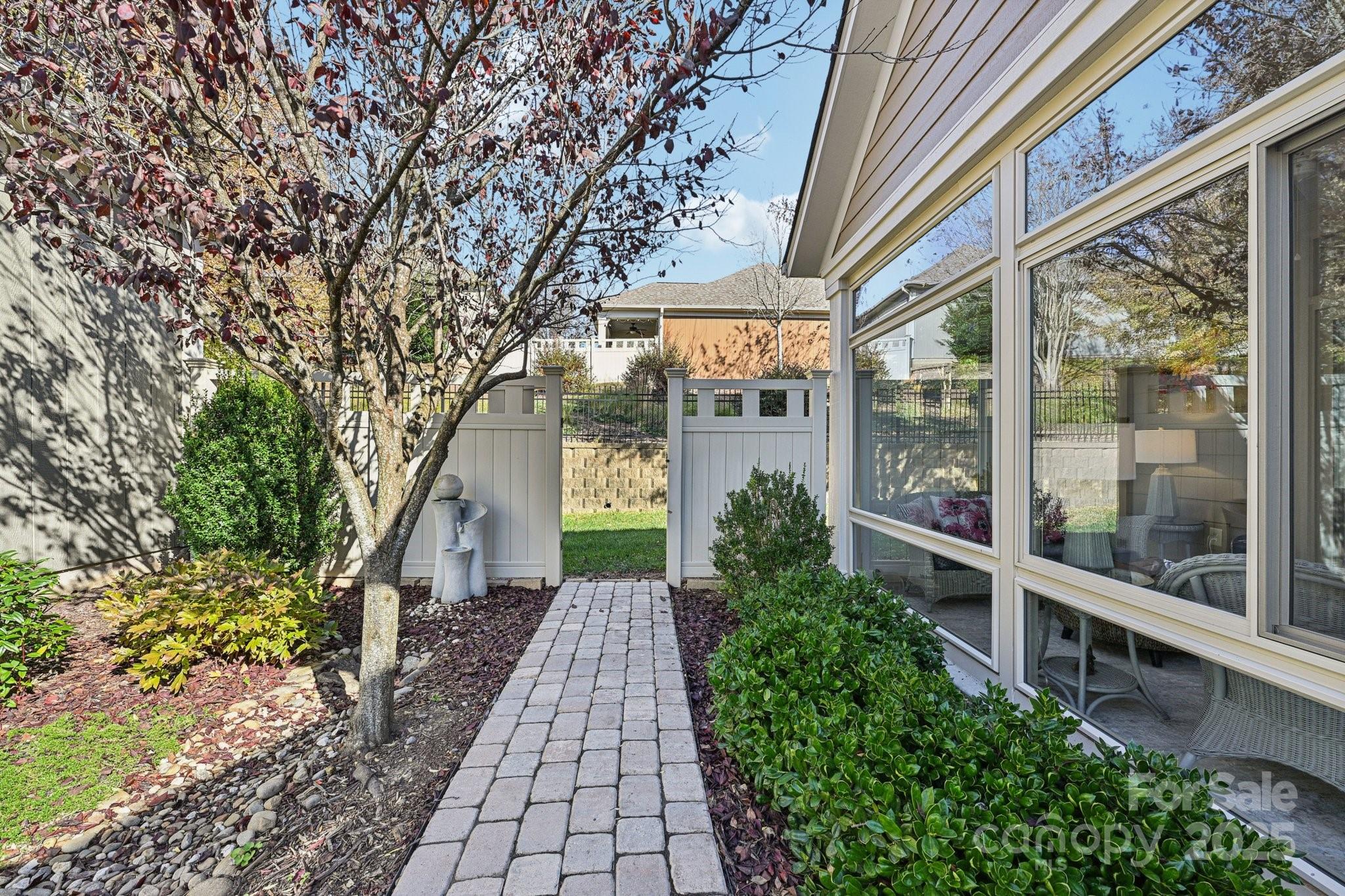 The Courtyards of Marvin - Residential