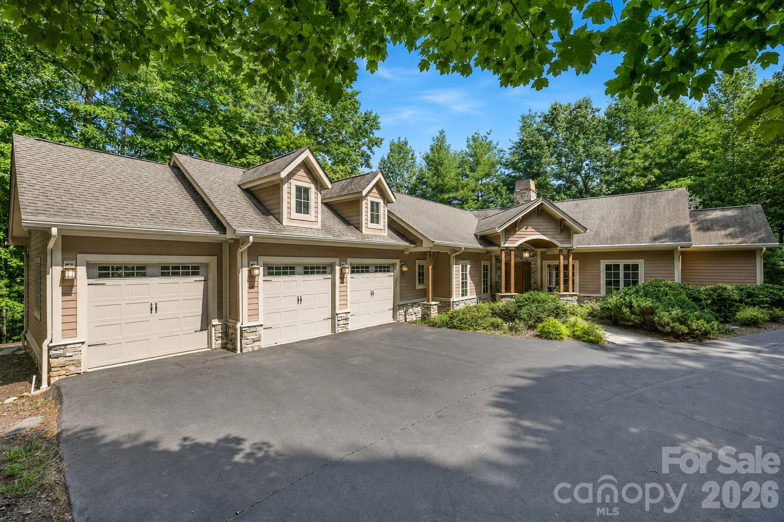 168 Chattooga Run, Hendersonville, NC, 28739