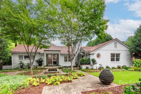 Photo of 1101 Belgrave Place, Charlotte, NC 28203 (MLS # 4408102)
