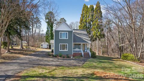 1665 Sherwood Court Sherrills Ford NC 28673