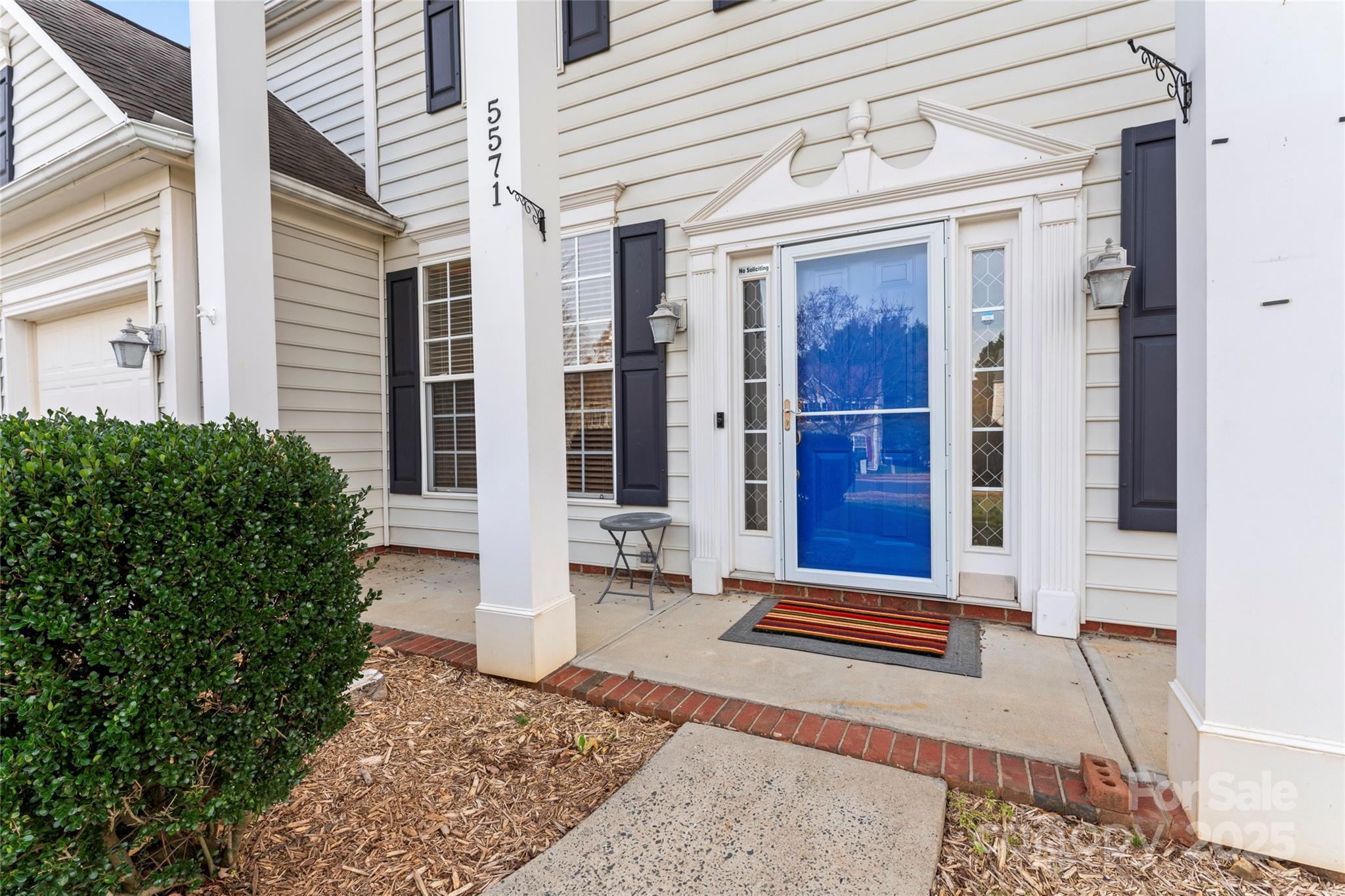 5571 Cambridge Bay Drive