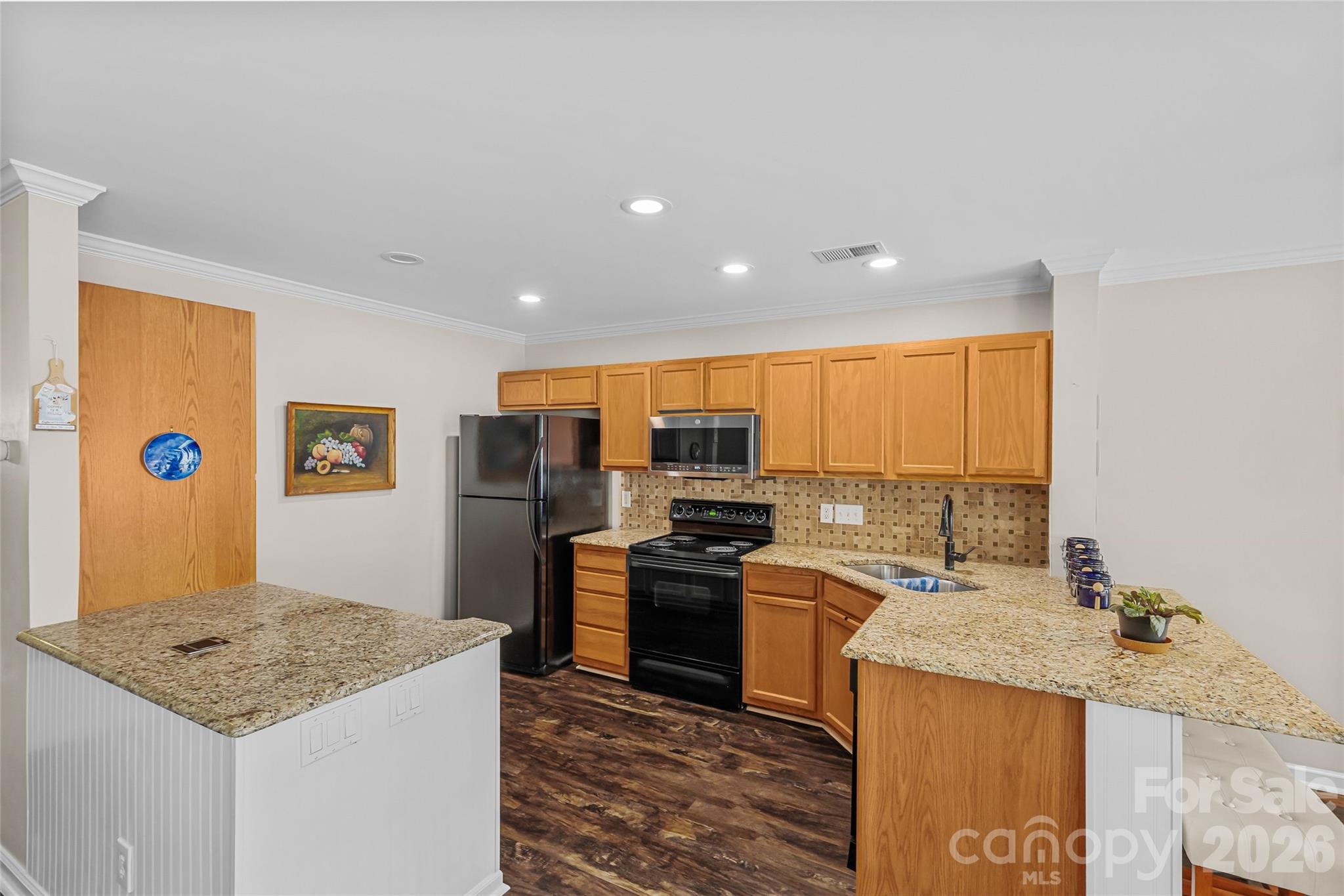 Tyler Woods - Residential