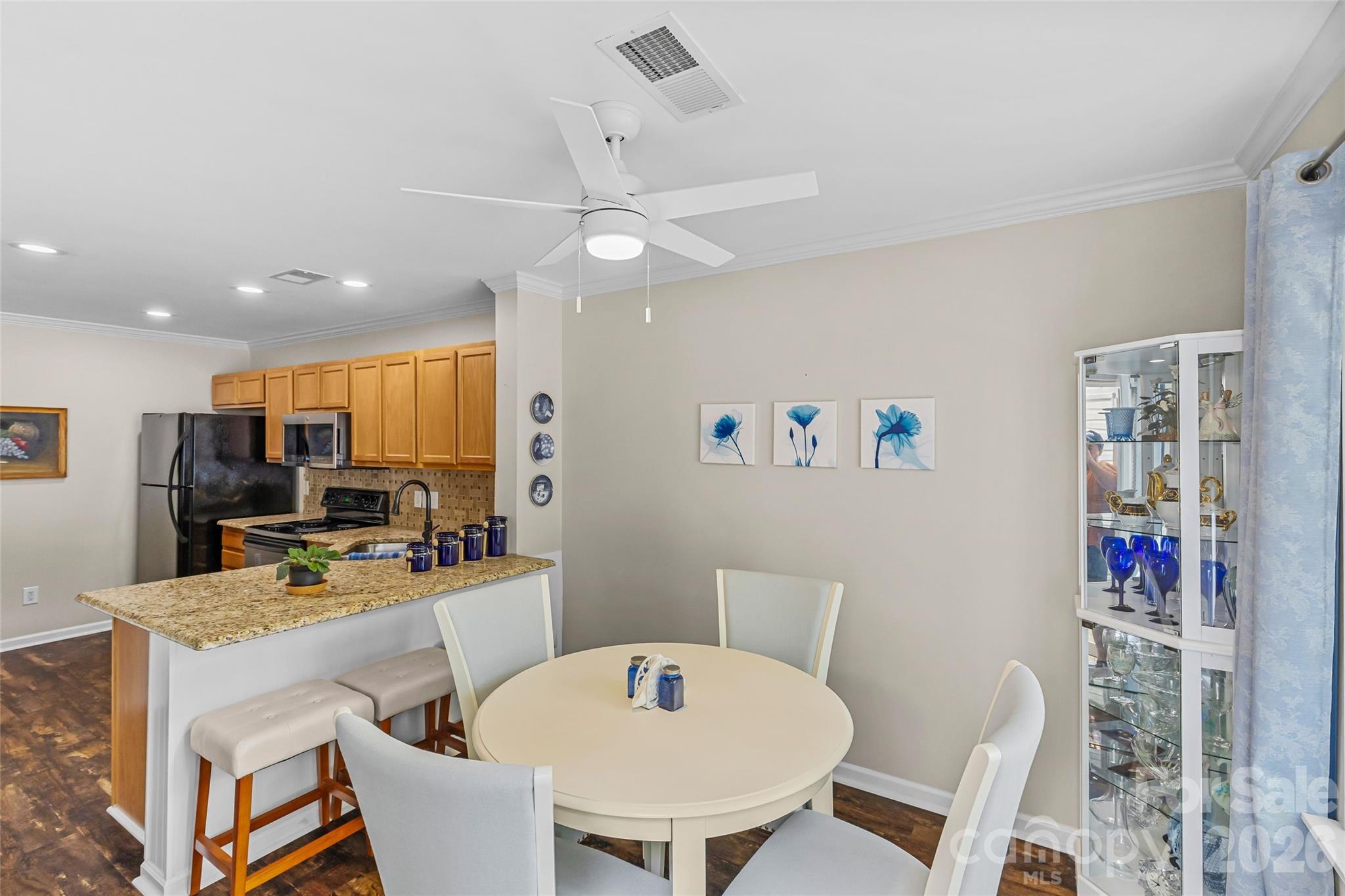 Tyler Woods - Residential