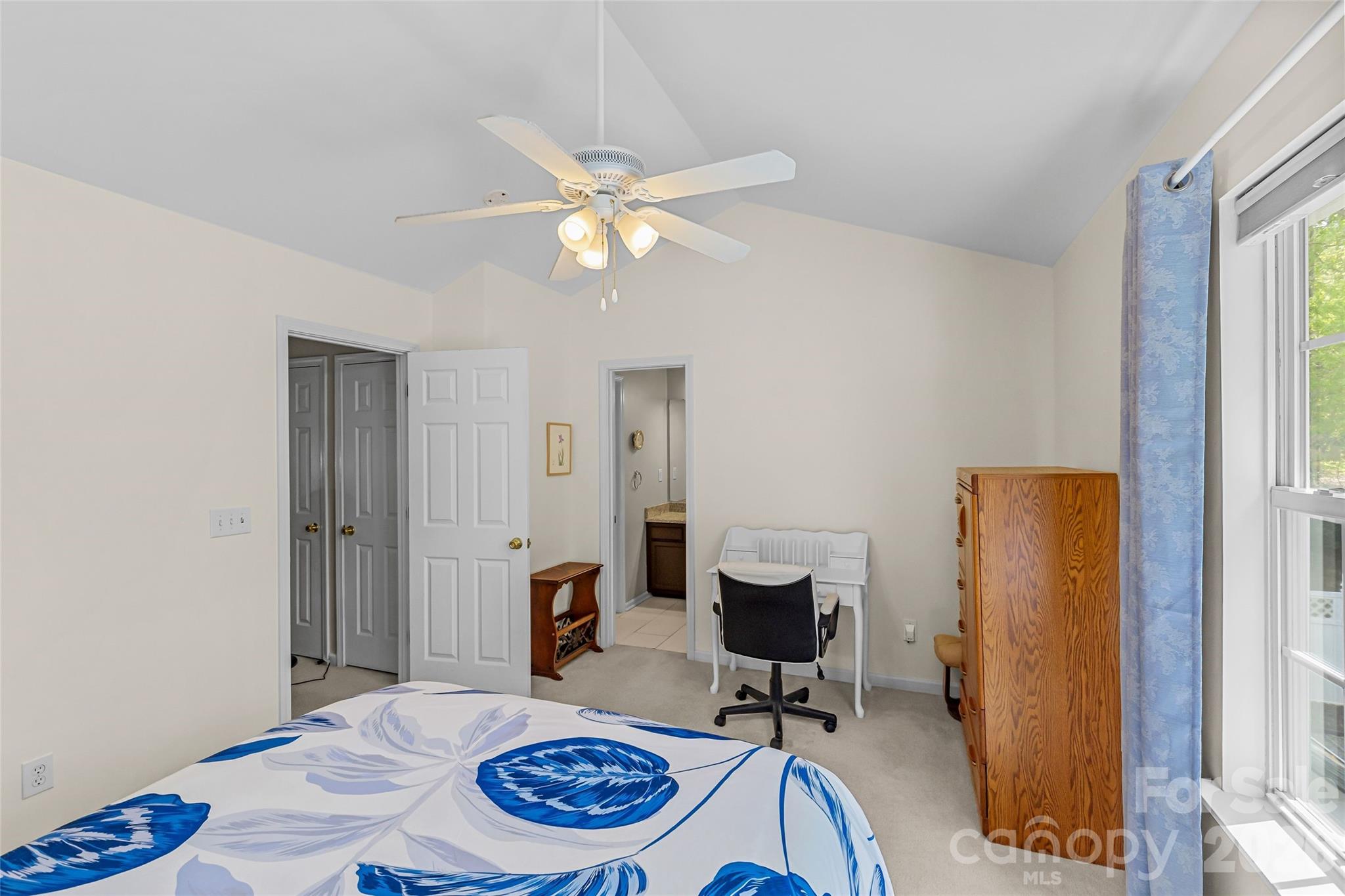 Tyler Woods - Residential