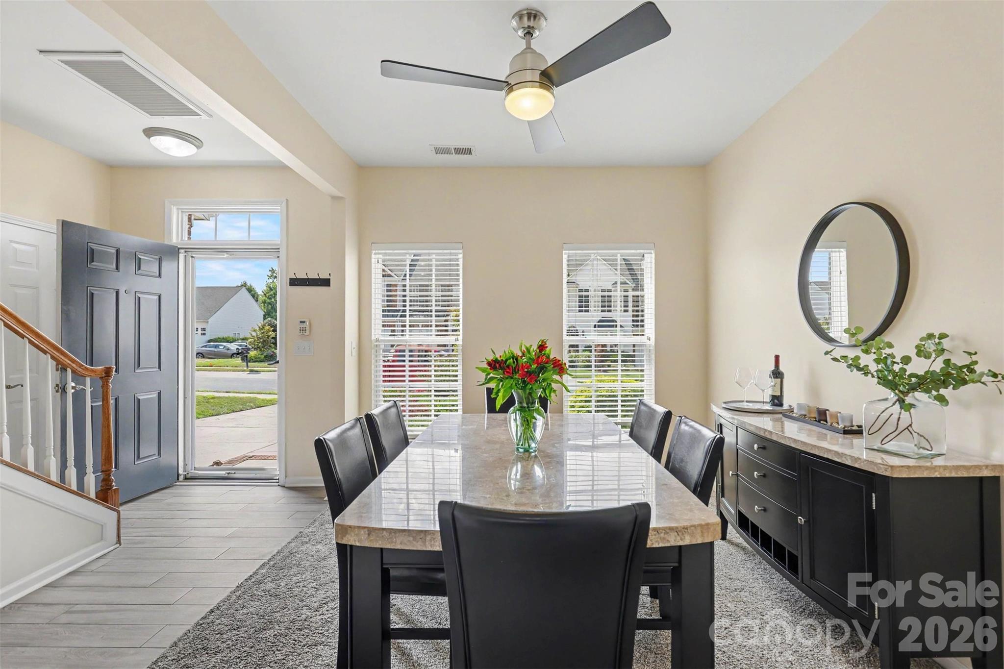 4228 Piccadilly Lane
