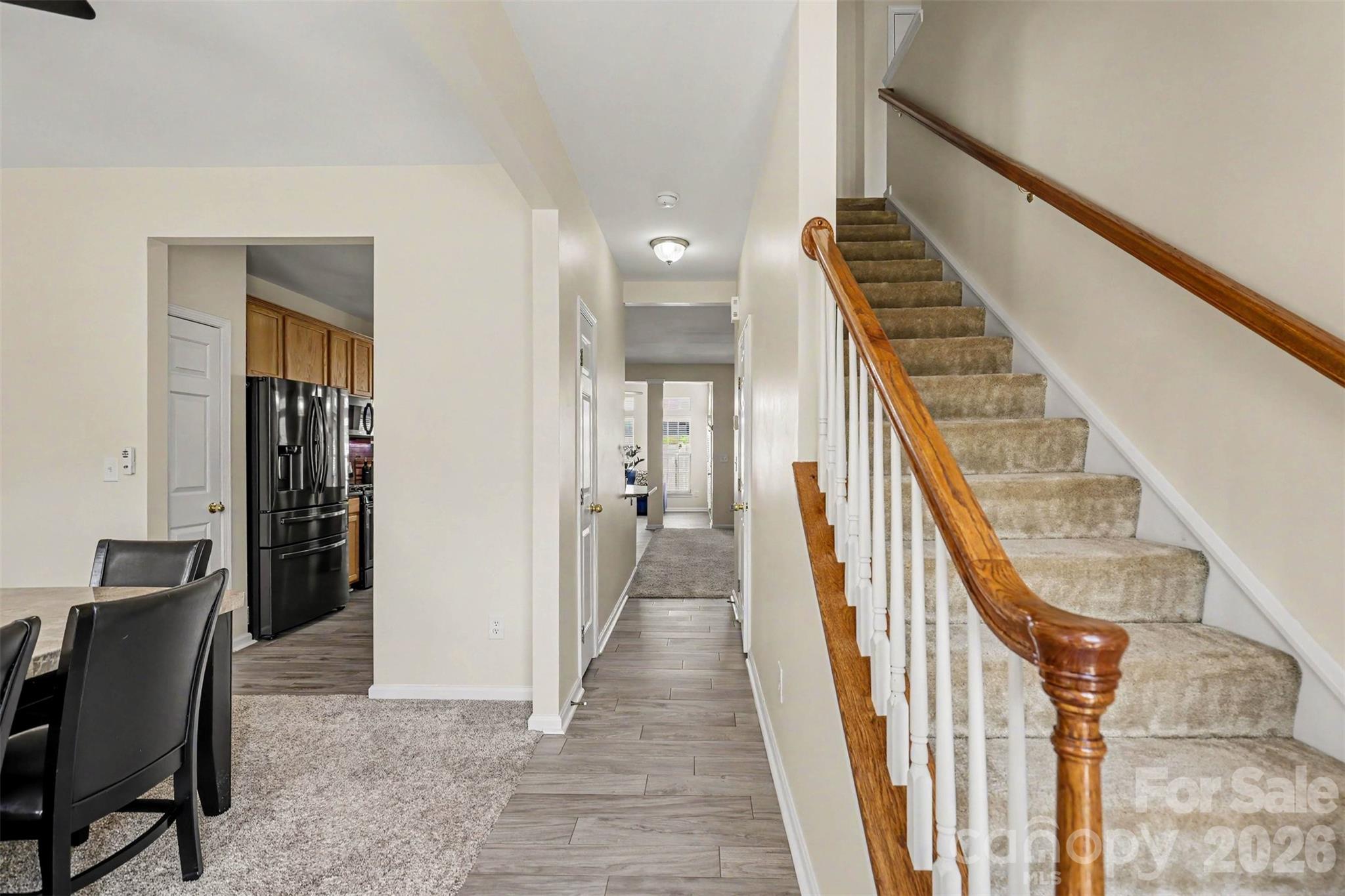 4228 Piccadilly Lane
