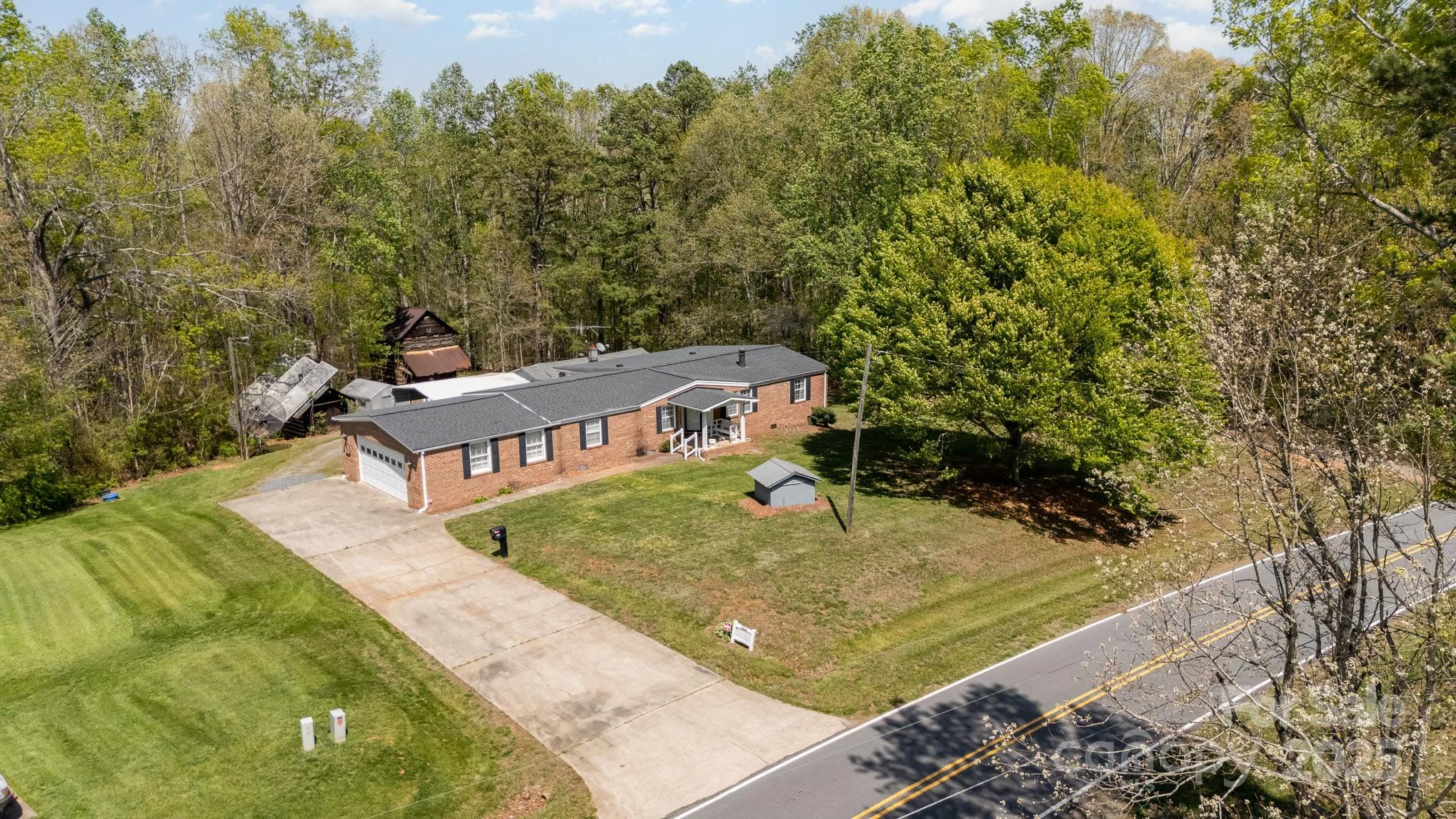 5013 Friendship Circle Road, East Bend, NC, 27018