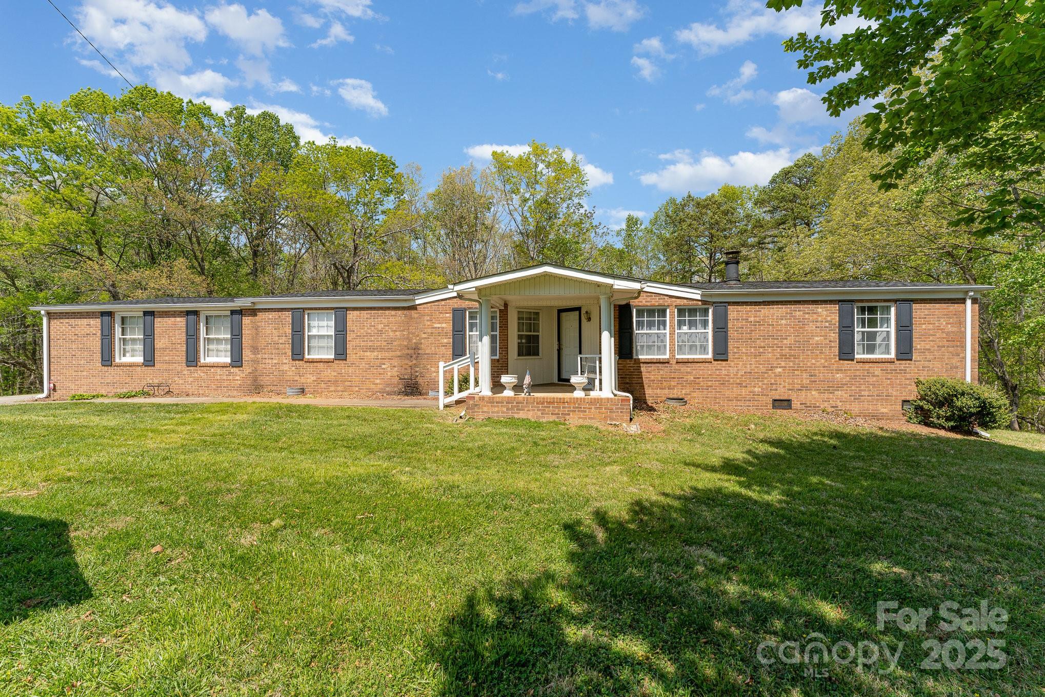 5013 Friendship Circle Road