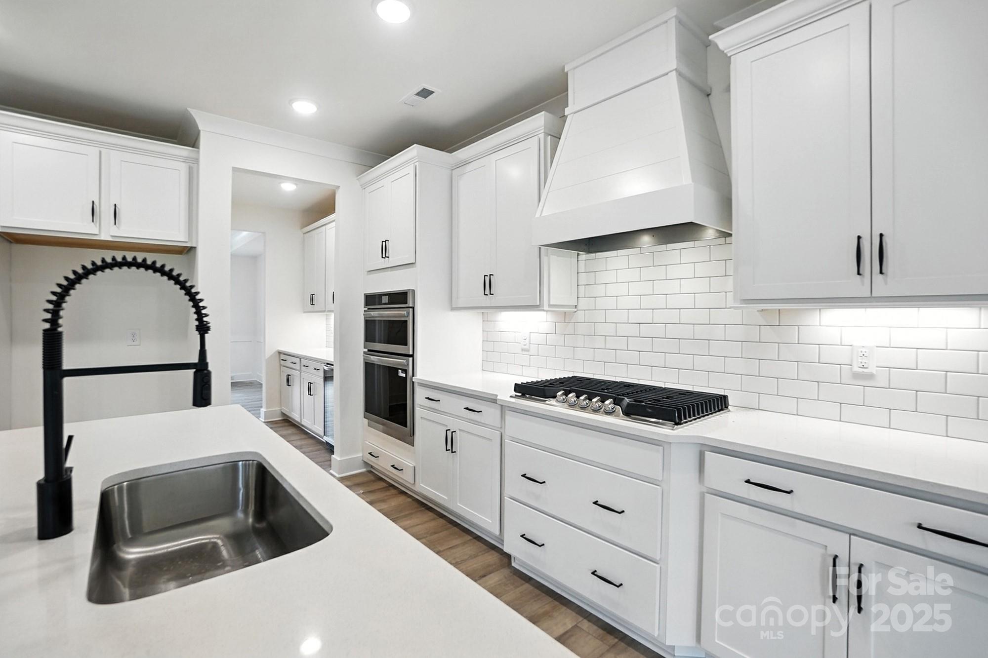 Laurelbrook - Residential