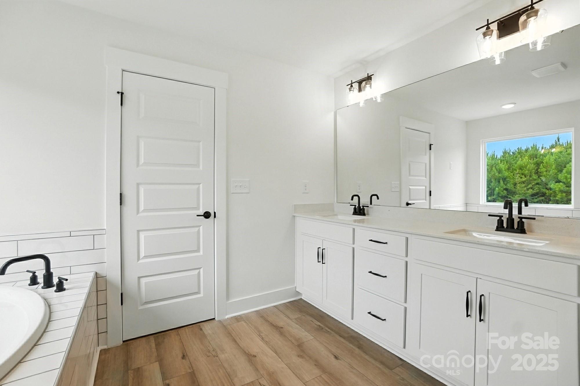 Laurelbrook - Residential