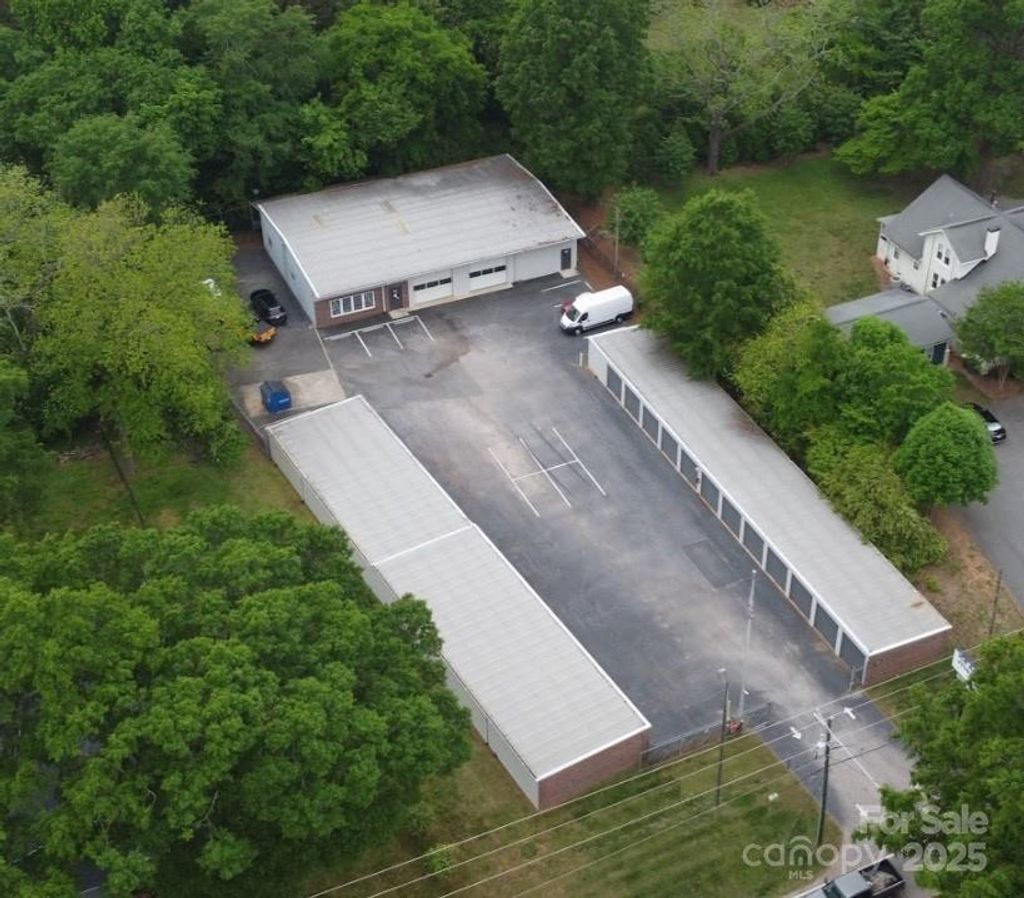 2704 S Main Street, Concord, NC 28027, MLS #4251027 Howard