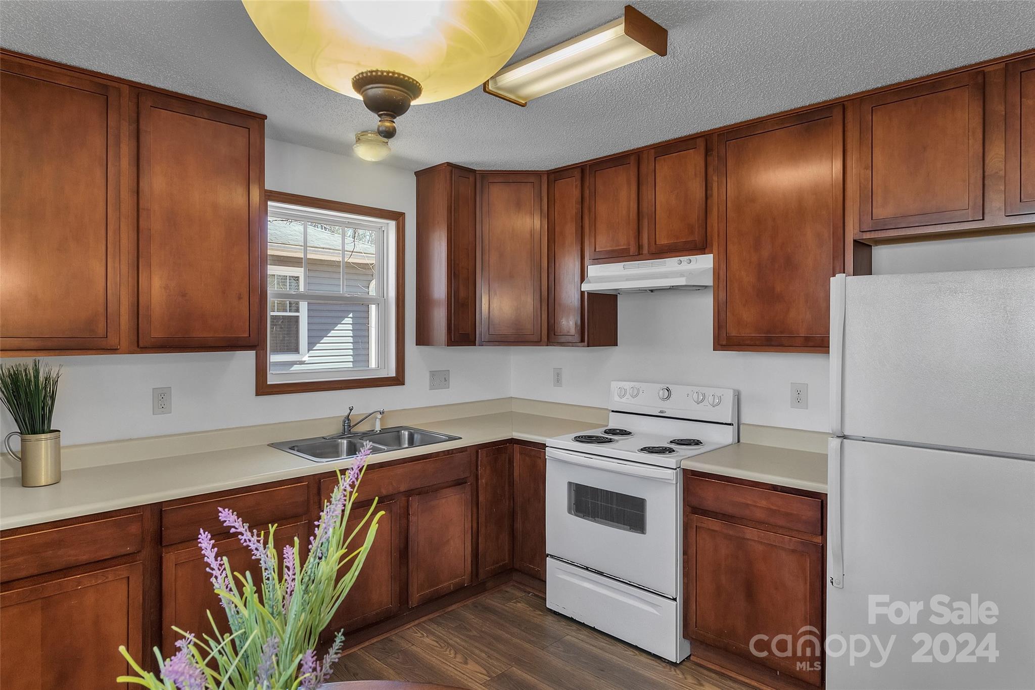 Enka Hills - Residential