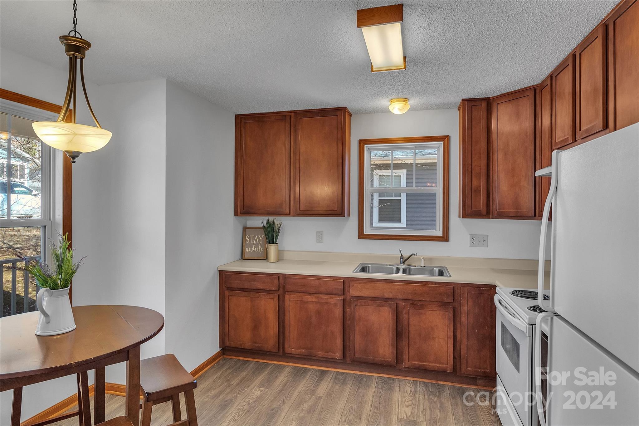 Enka Hills - Residential