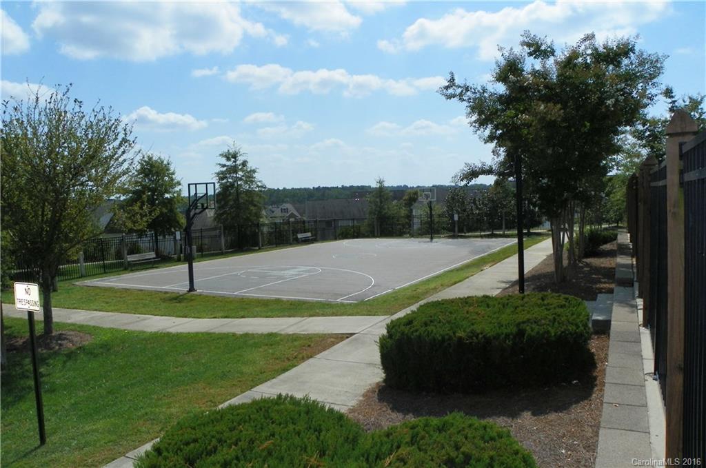 The Farm at Riverpointe - Residential