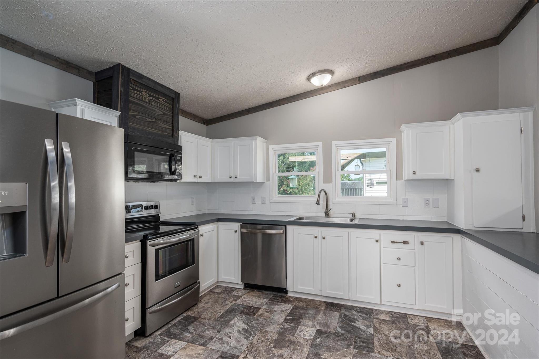 Applewood - Residential