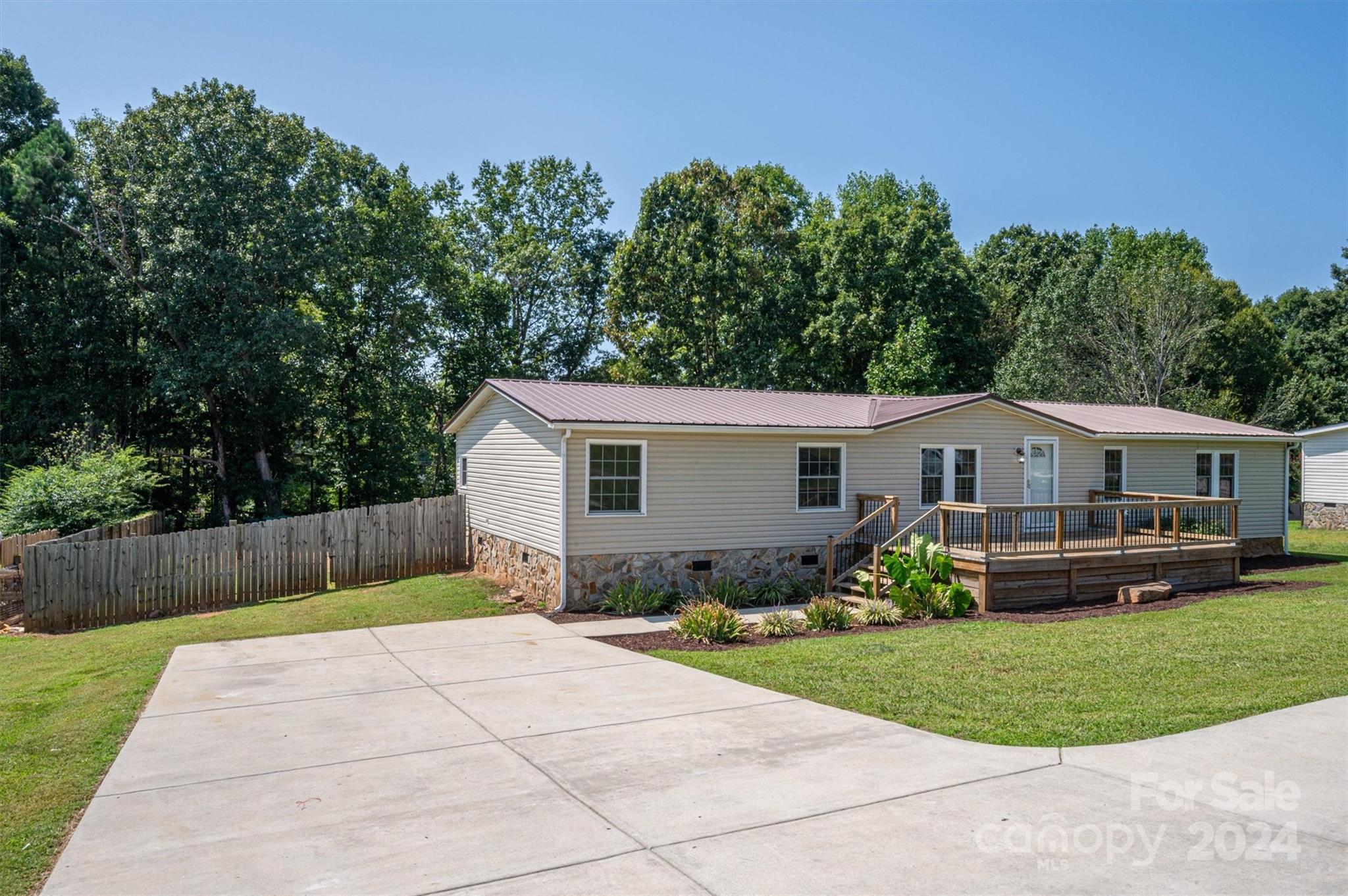 Applewood - Residential