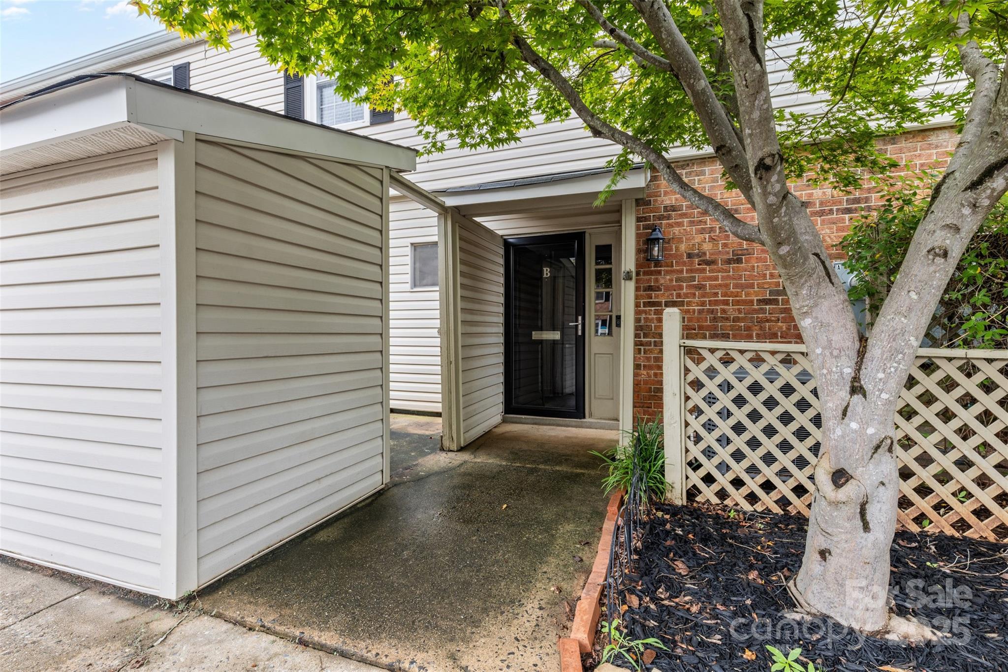 5909 Quail Hollow Road B