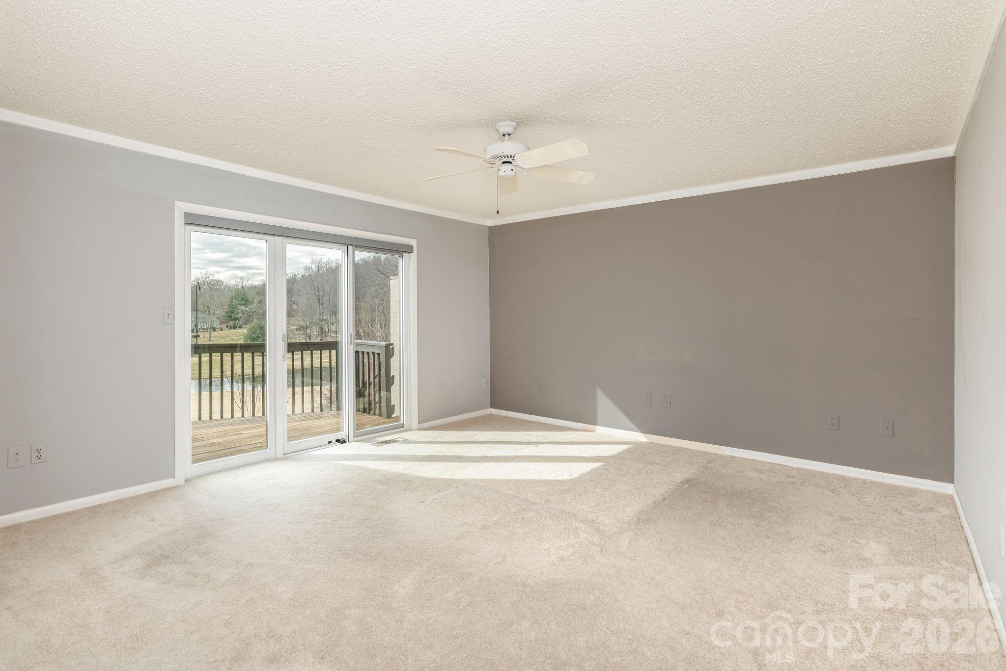 La Vista Village Condominiums - Residential