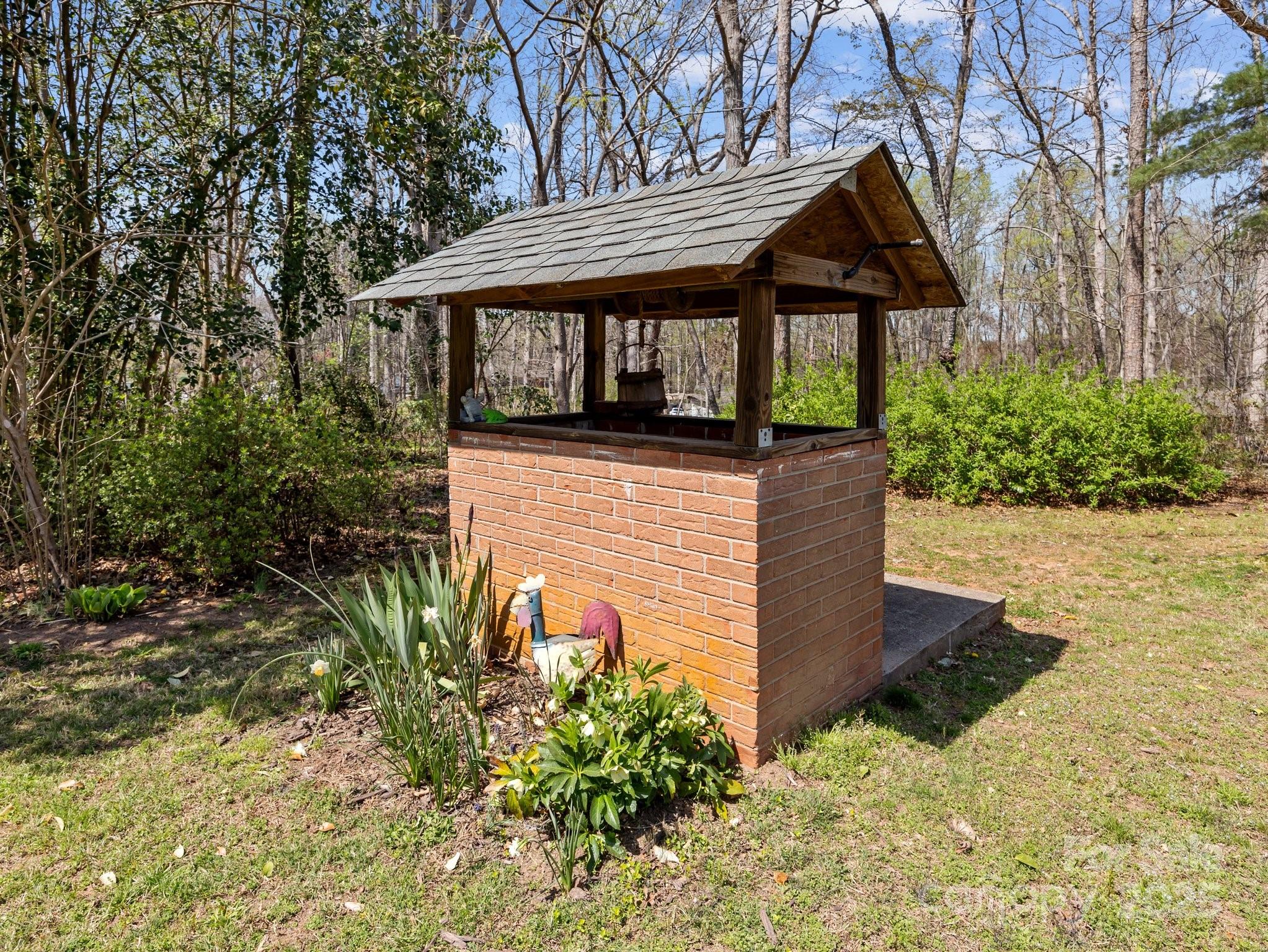 Sherwood Forest - Residential