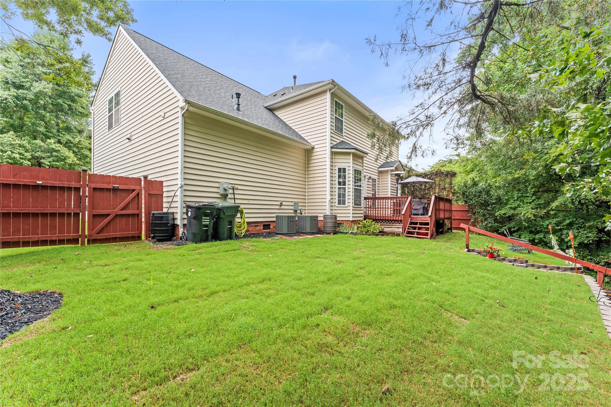 1432 Bedlington Drive NW