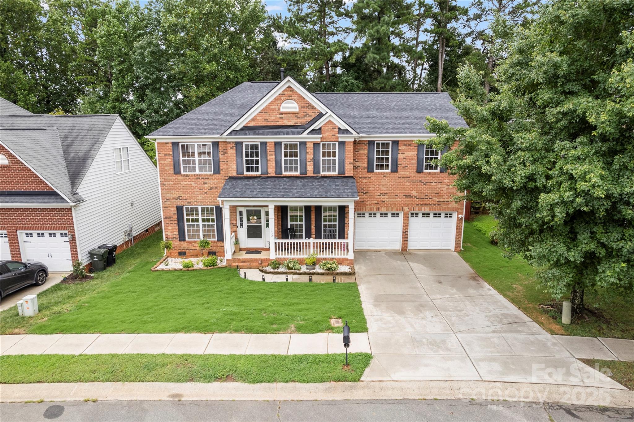 1432 Bedlington Drive NW