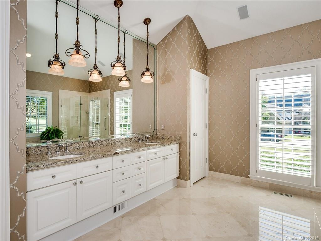 The Peninsula - Residential