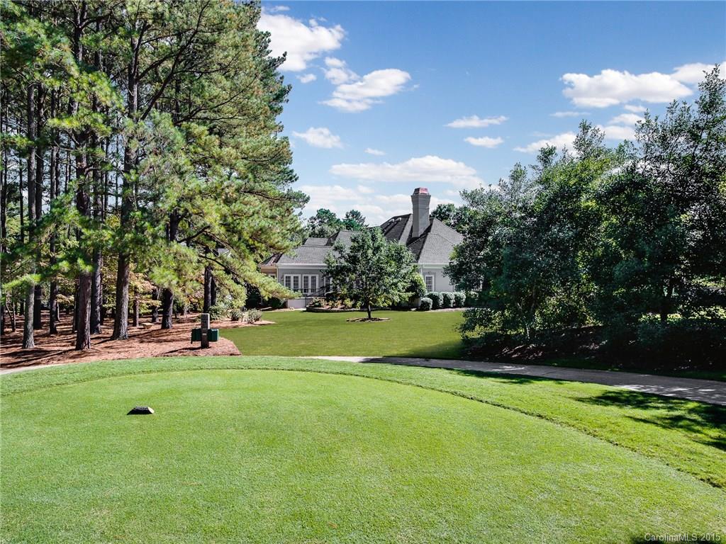 The Peninsula - Residential