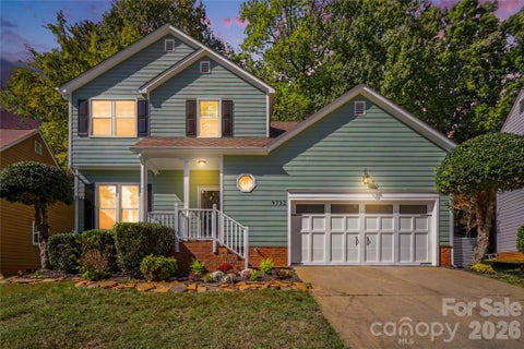 Photo of 9732 Whitewood Trail, Charlotte, NC 28269 (MLS # 4432809)