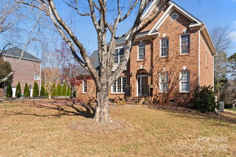 4855 Century Oaks Lane Winston Salem NC 27106