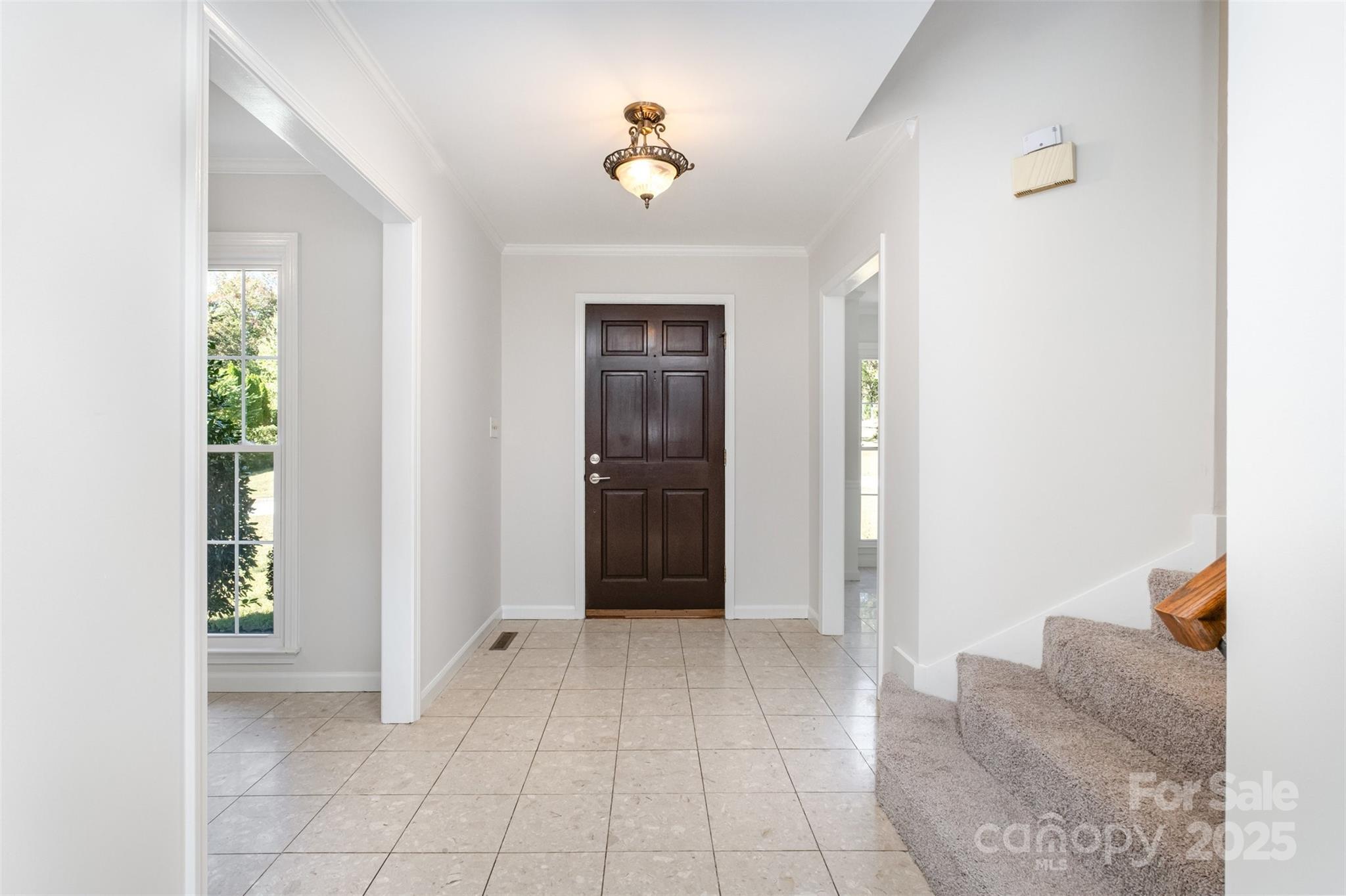 417 Vincent Court