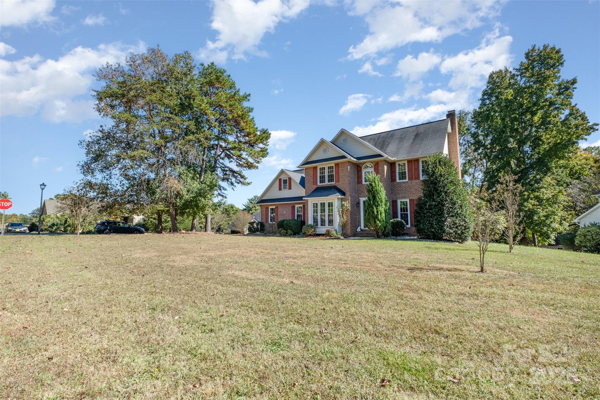 417 Vincent Court