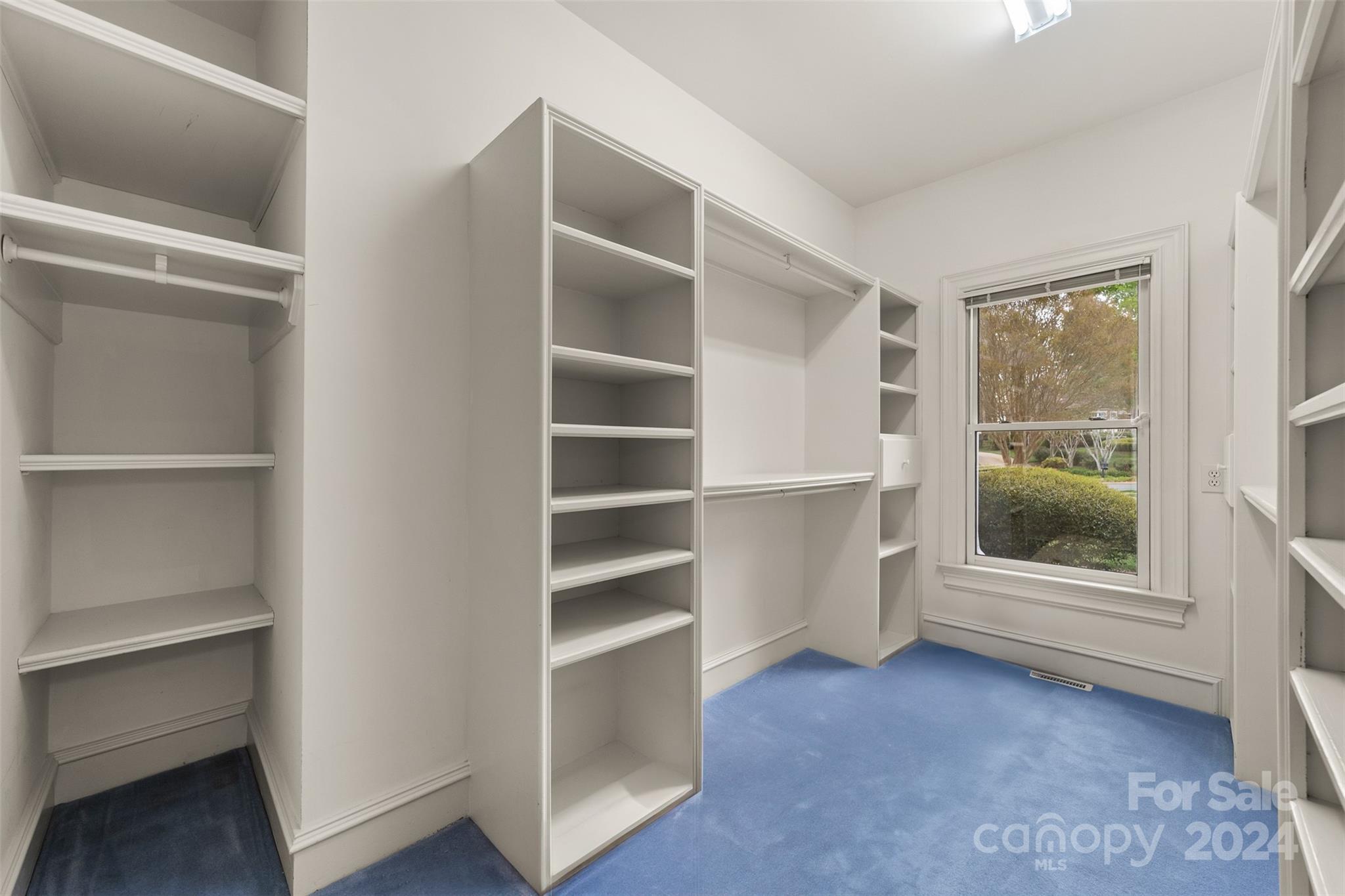 The Peninsula - Residential