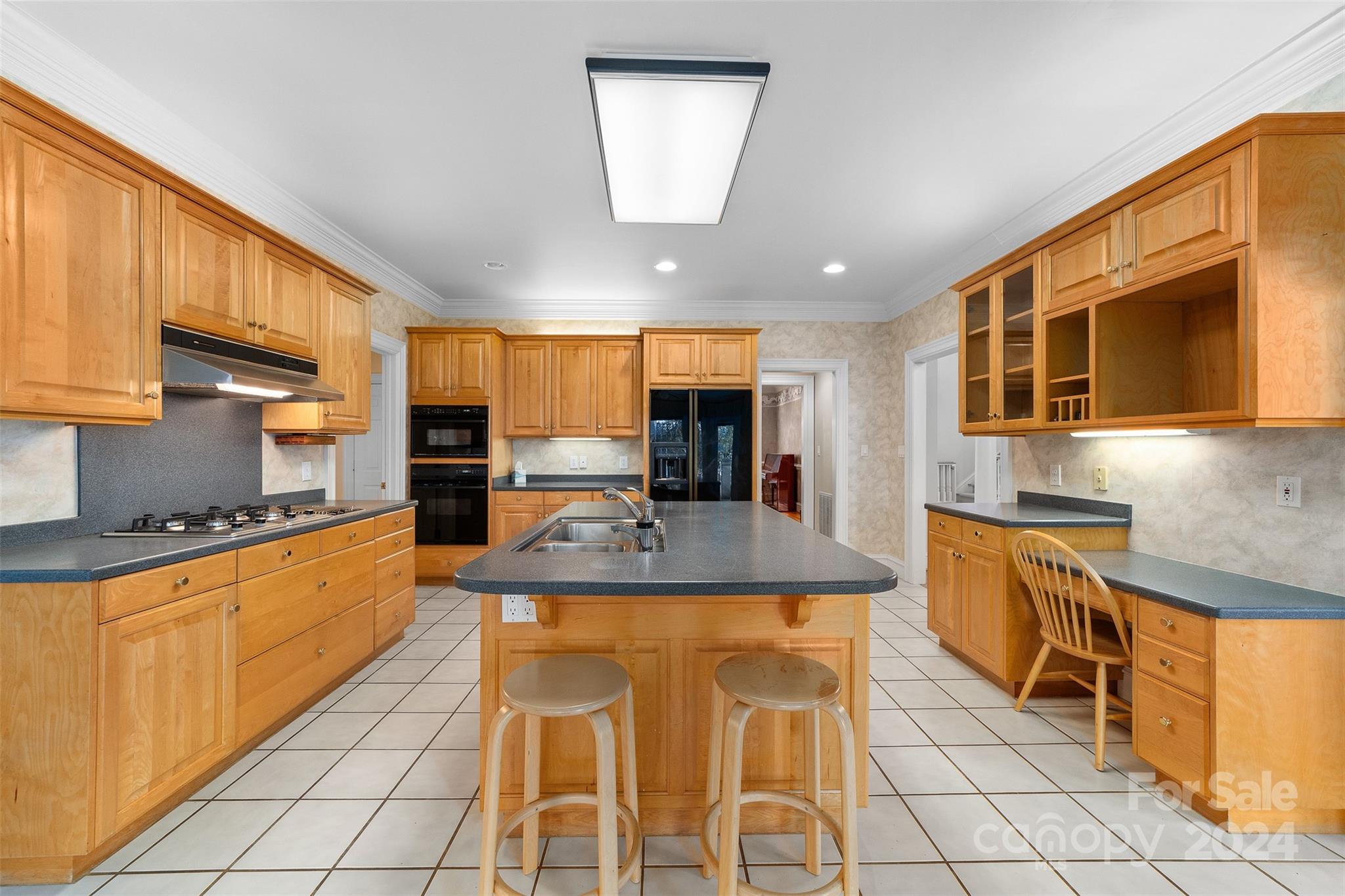 The Peninsula - Residential