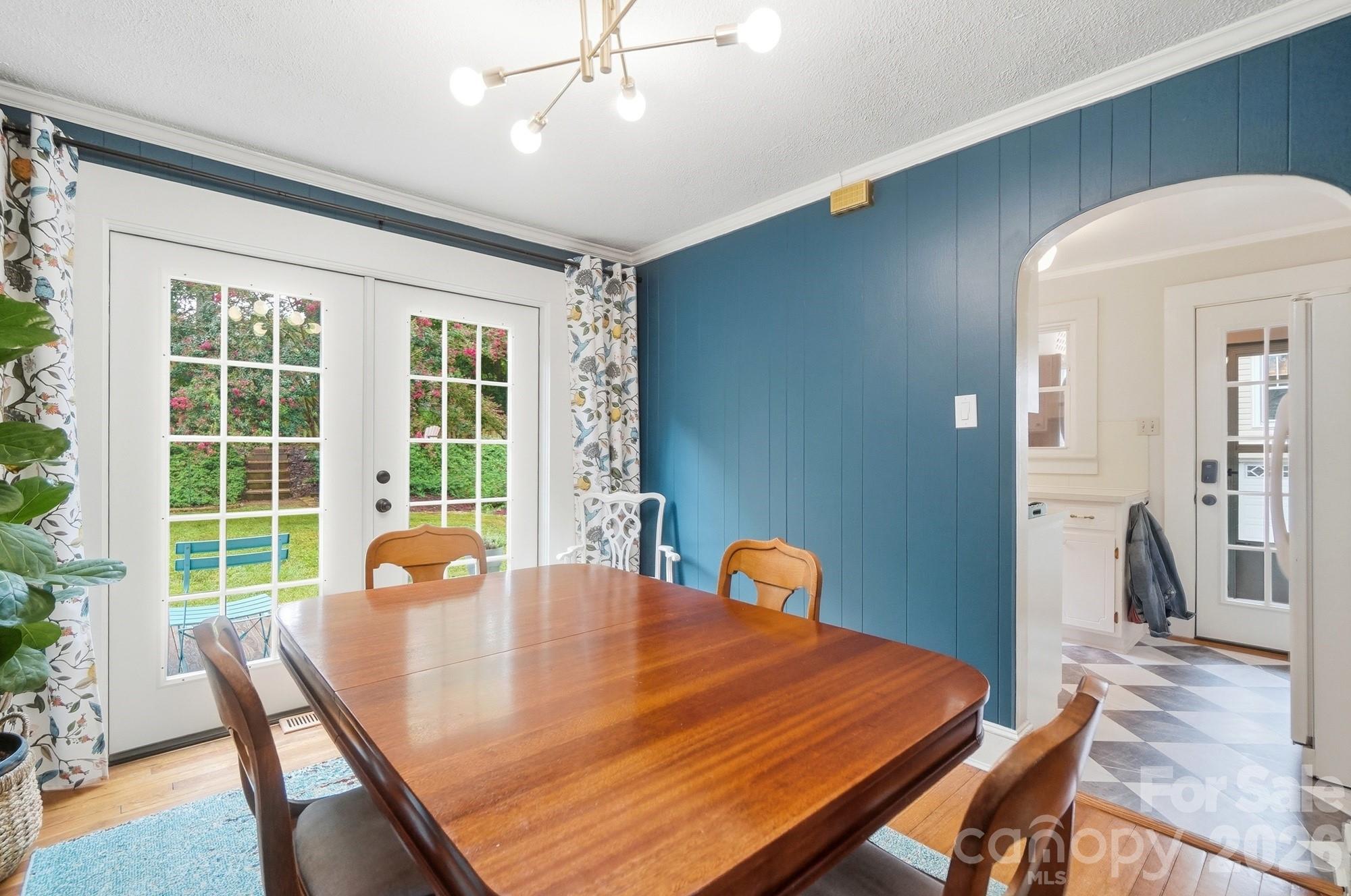 69 Fryling Avenue SW