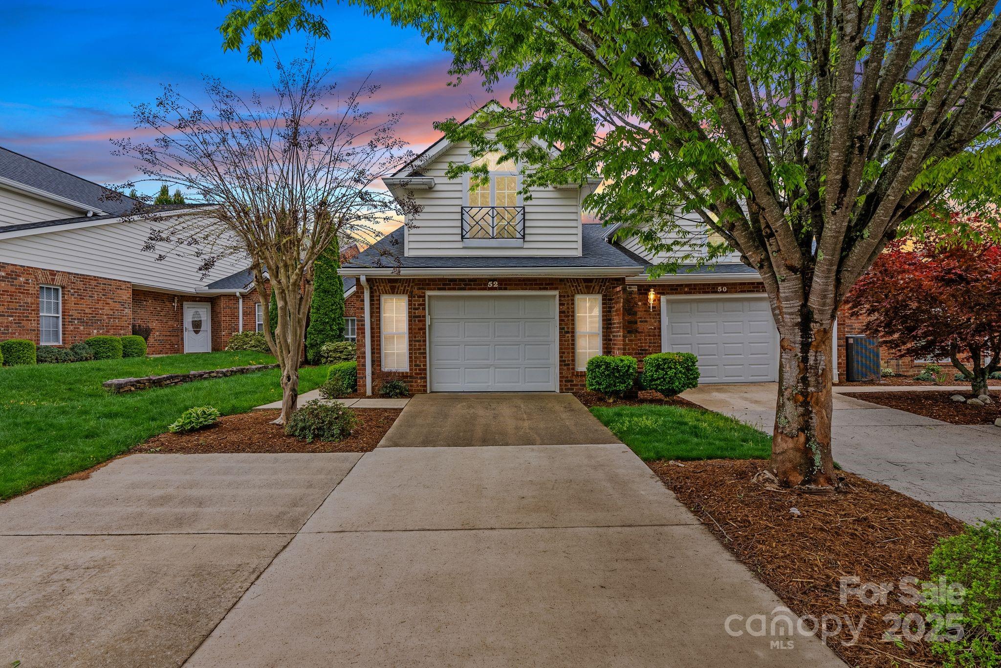 52 Lake Pointe Circle