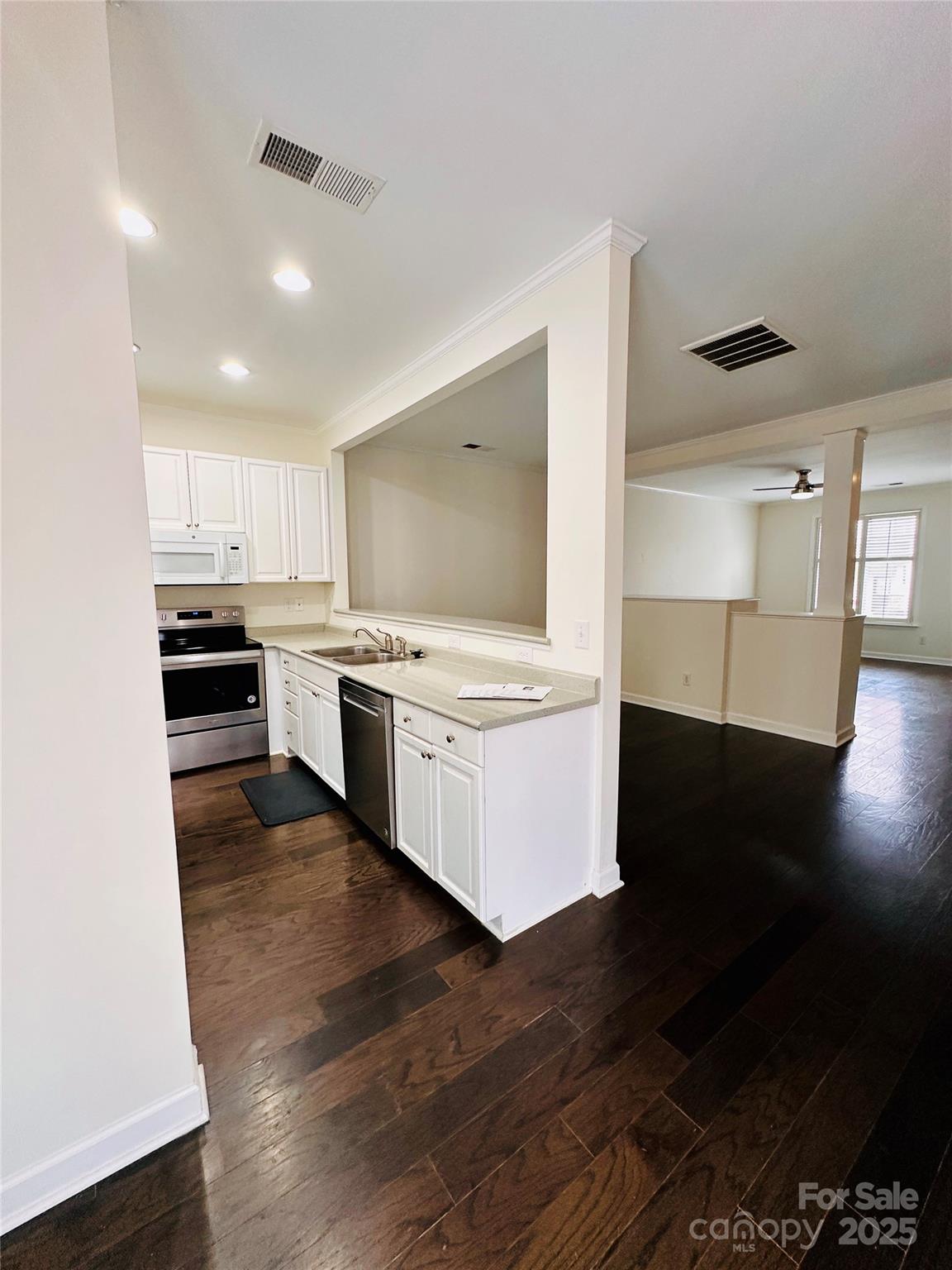 Scots Hill - Residential