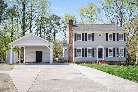 2724 Artesian Court Charlotte NC 28270