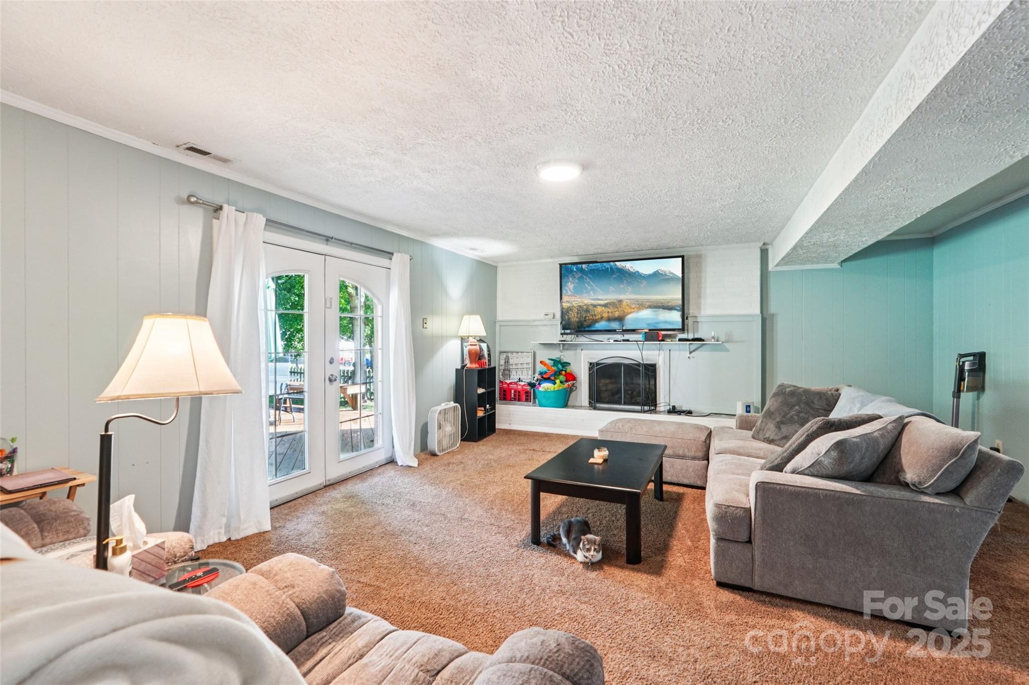 1202 Candlewood Drive