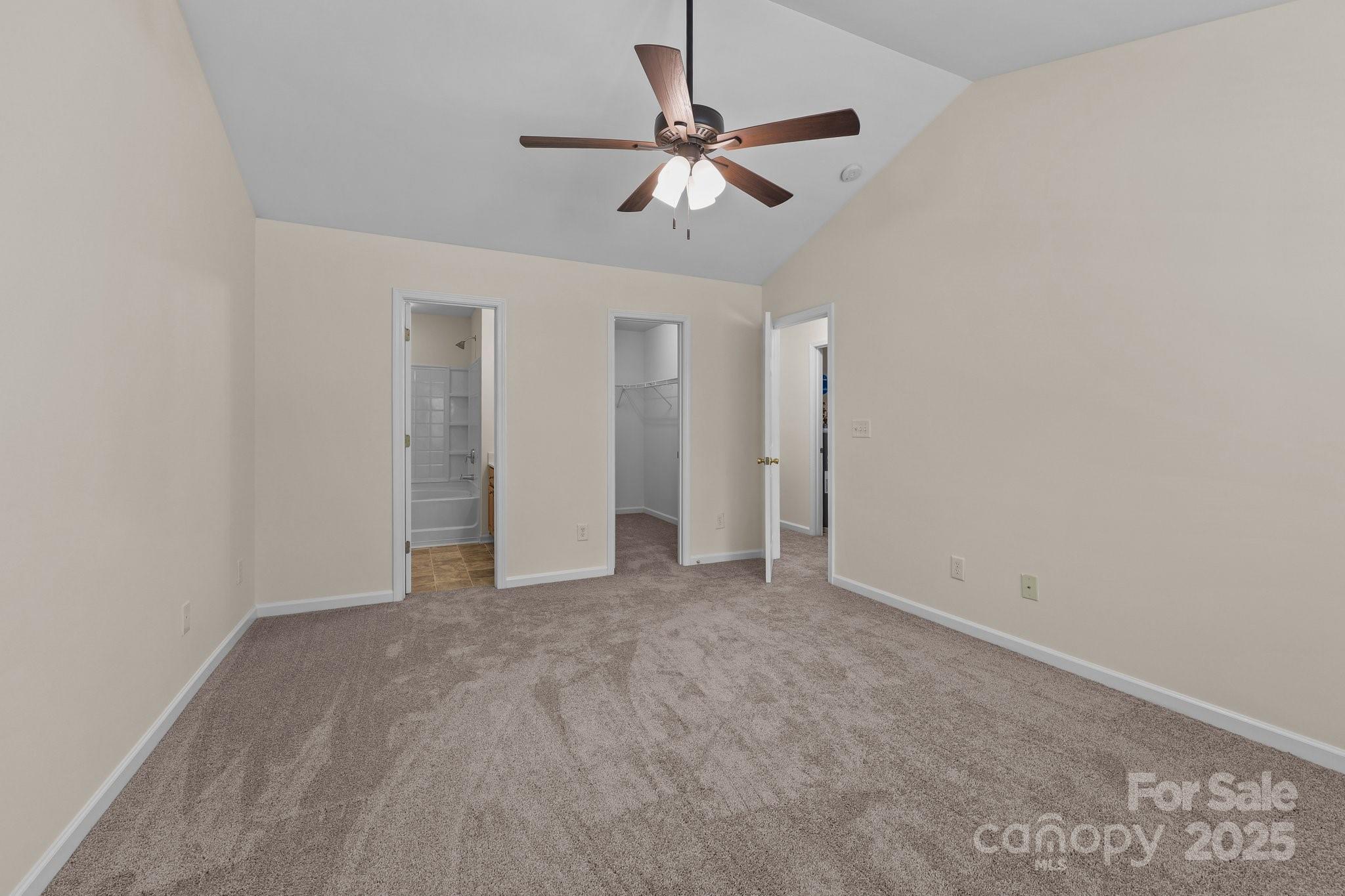348 Tidmarsh Court NW
