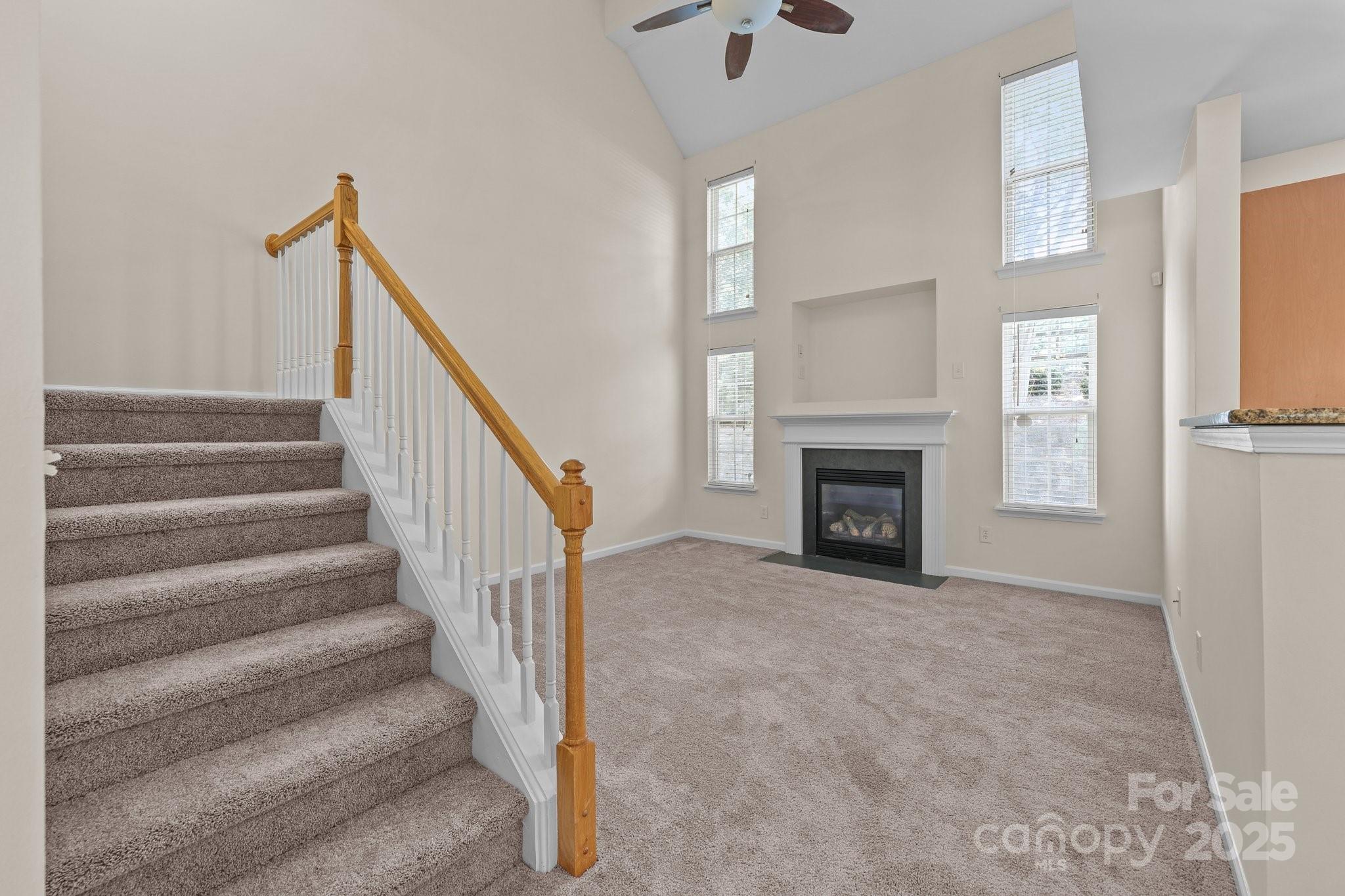 348 Tidmarsh Court NW