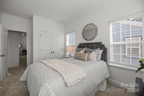 Townhouse in Matthews NC 4025 Crooked Spruce Court 16.jpg