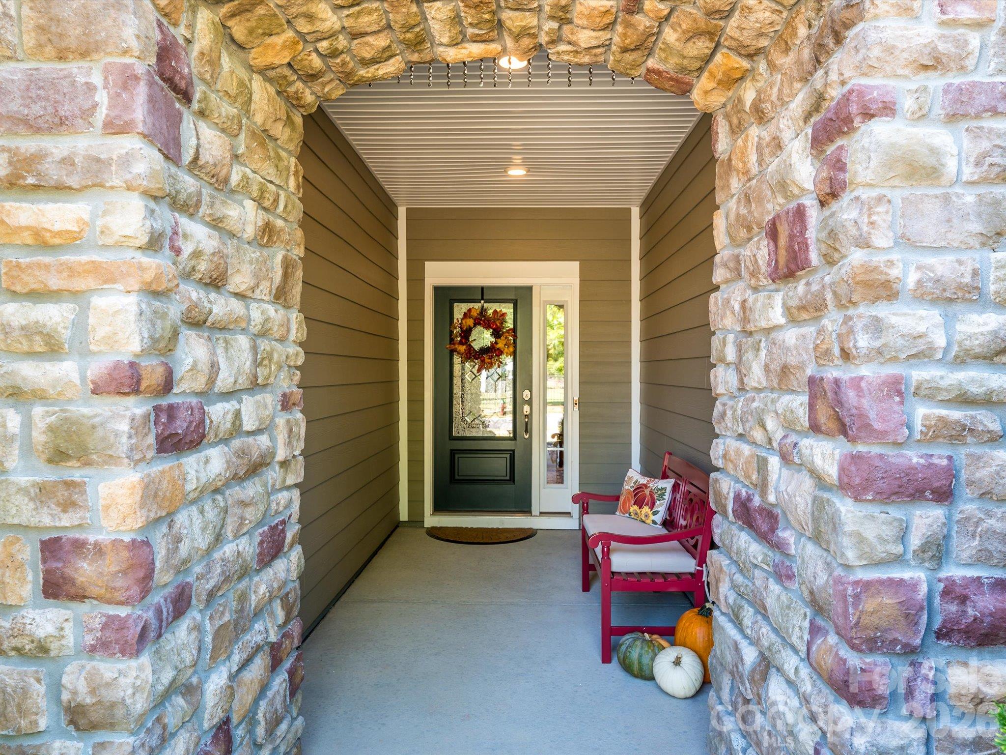 8219 Asher Chase Trail
