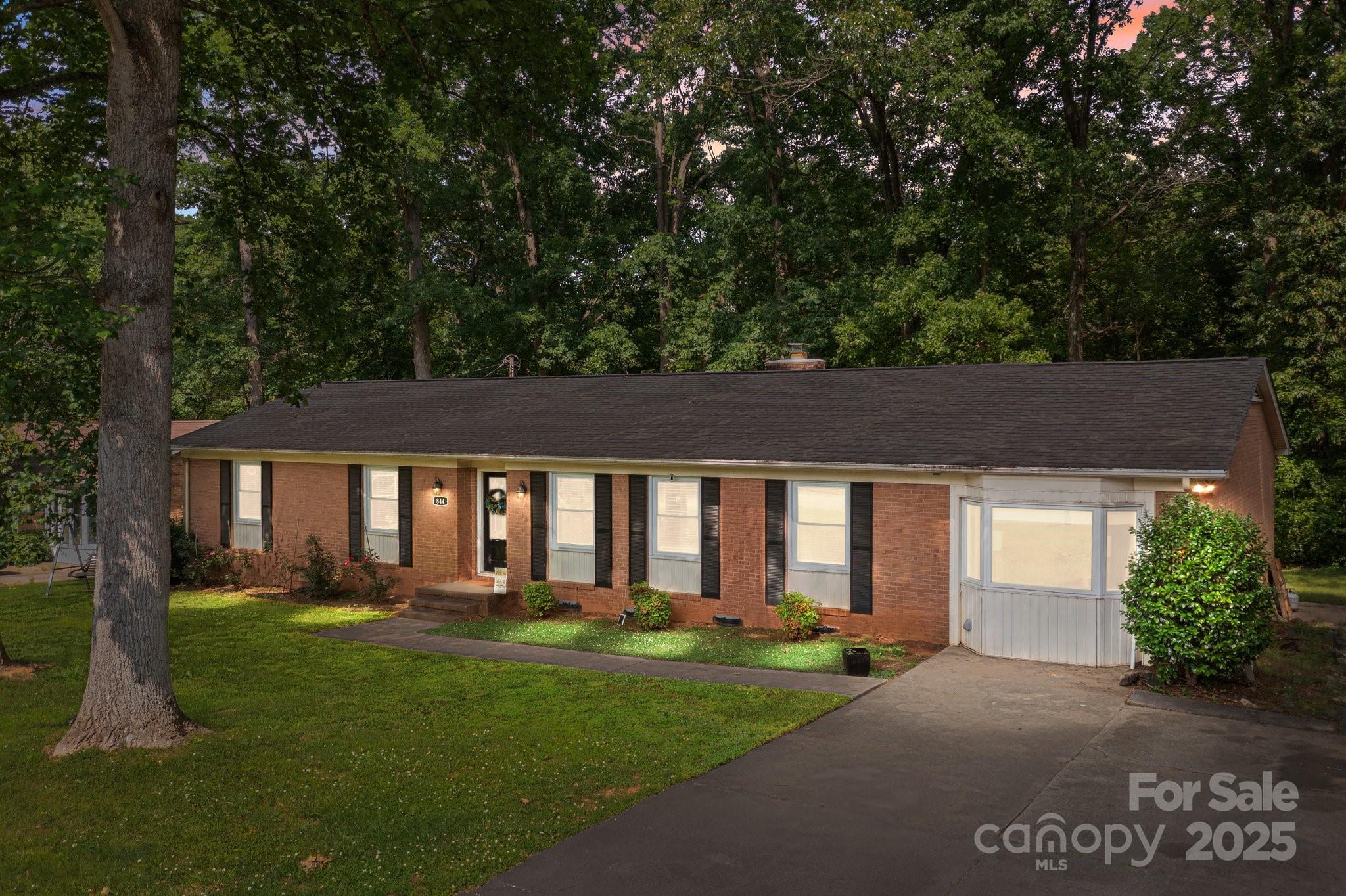 844 Fieldstone Road