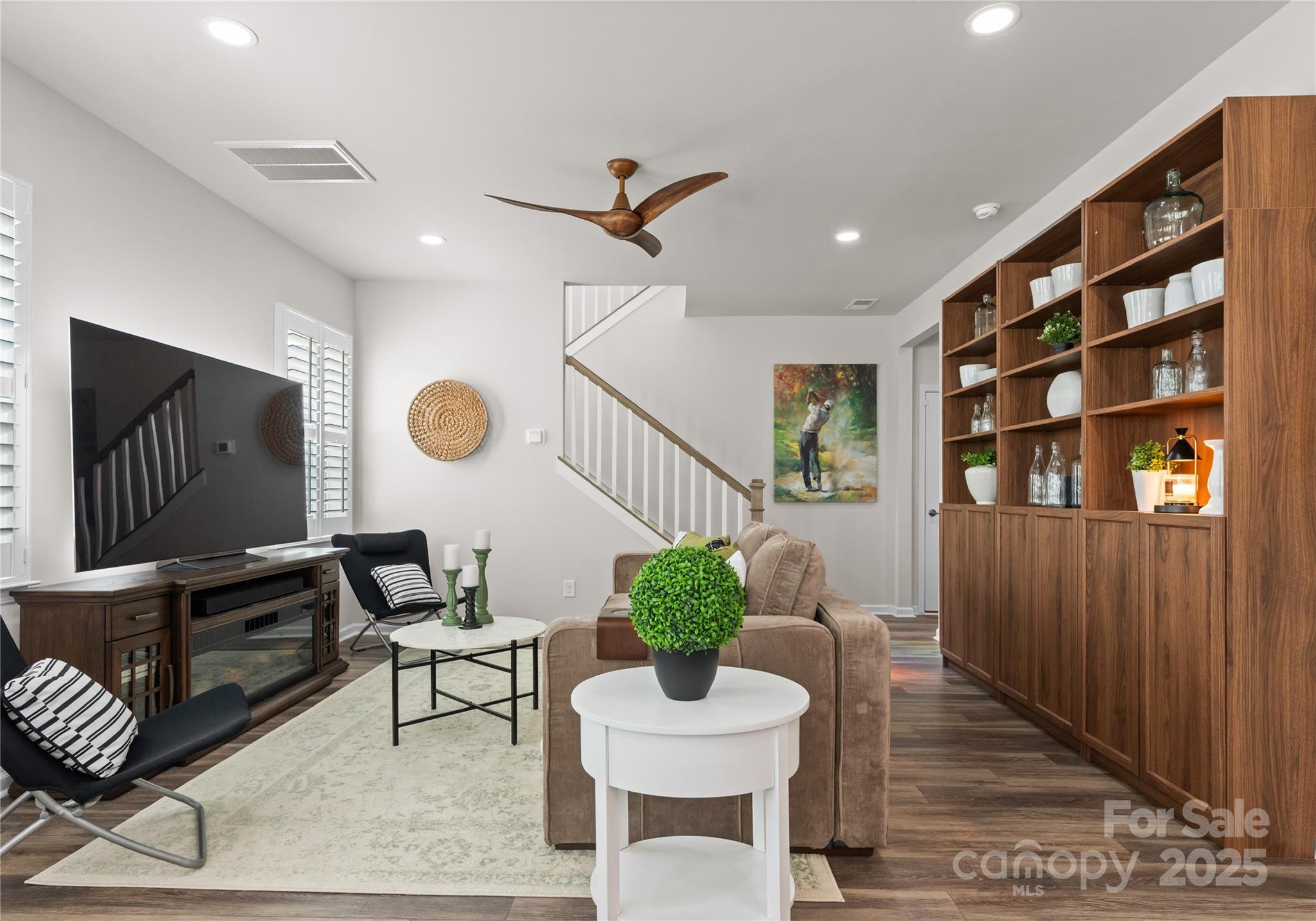 Pennant Square - Residential