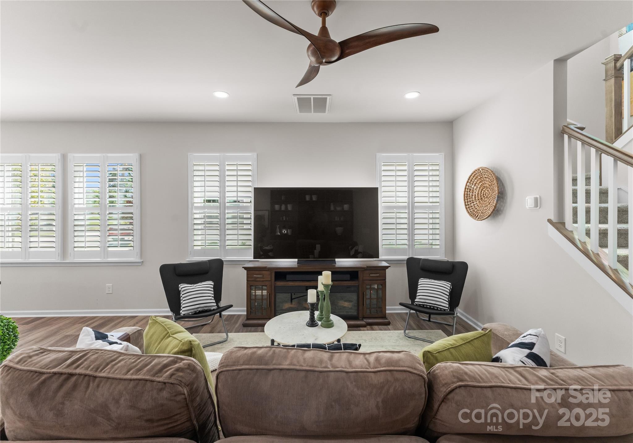 Pennant Square - Residential